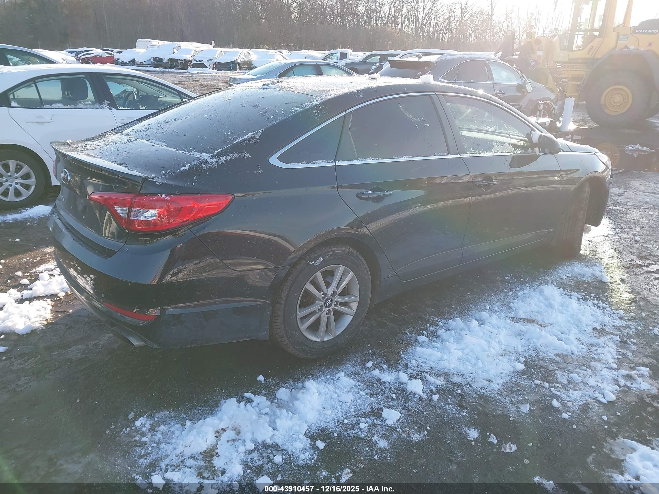 HYUNDAI SONATA image 4