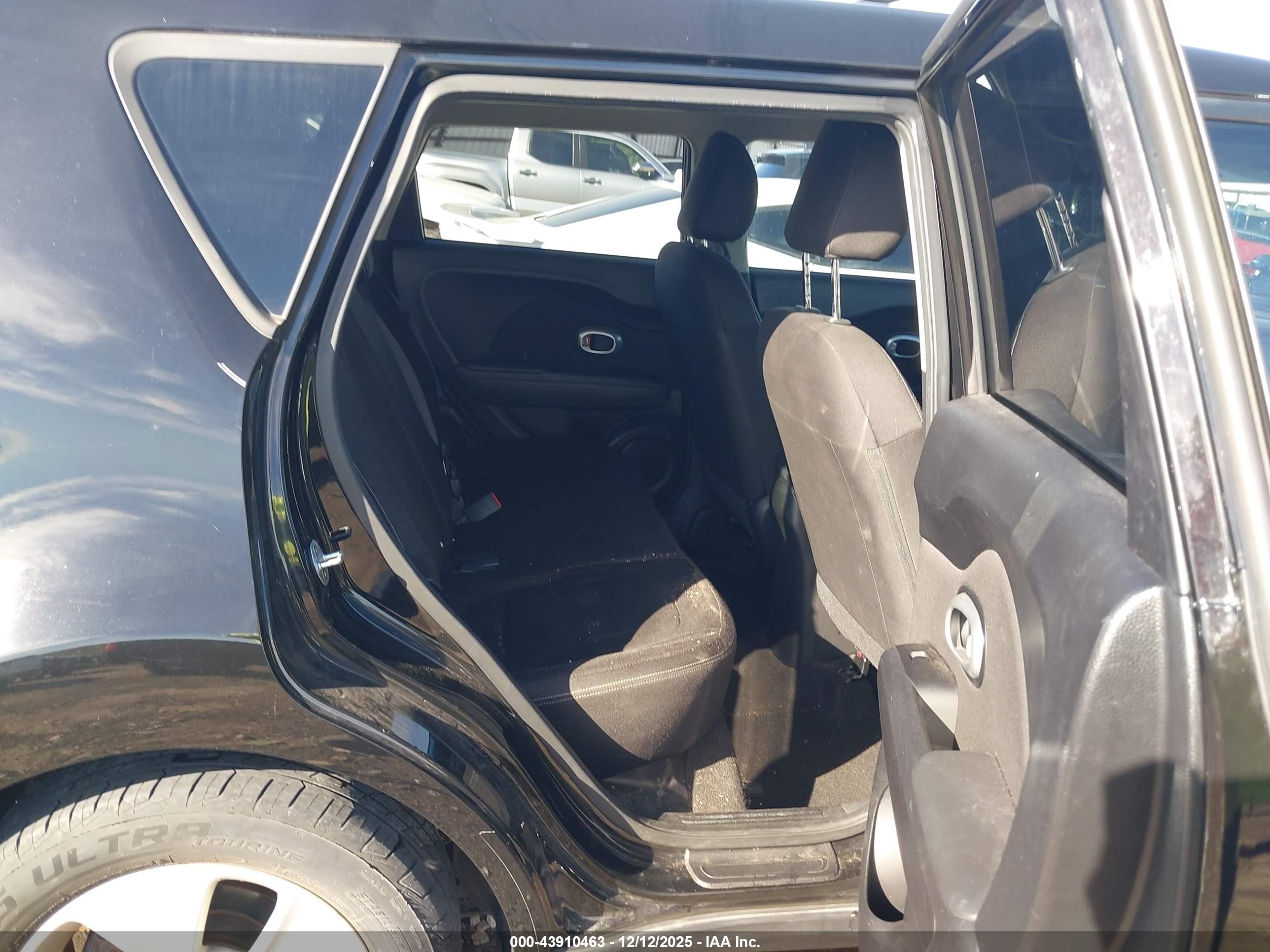 KIA SOUL image 8