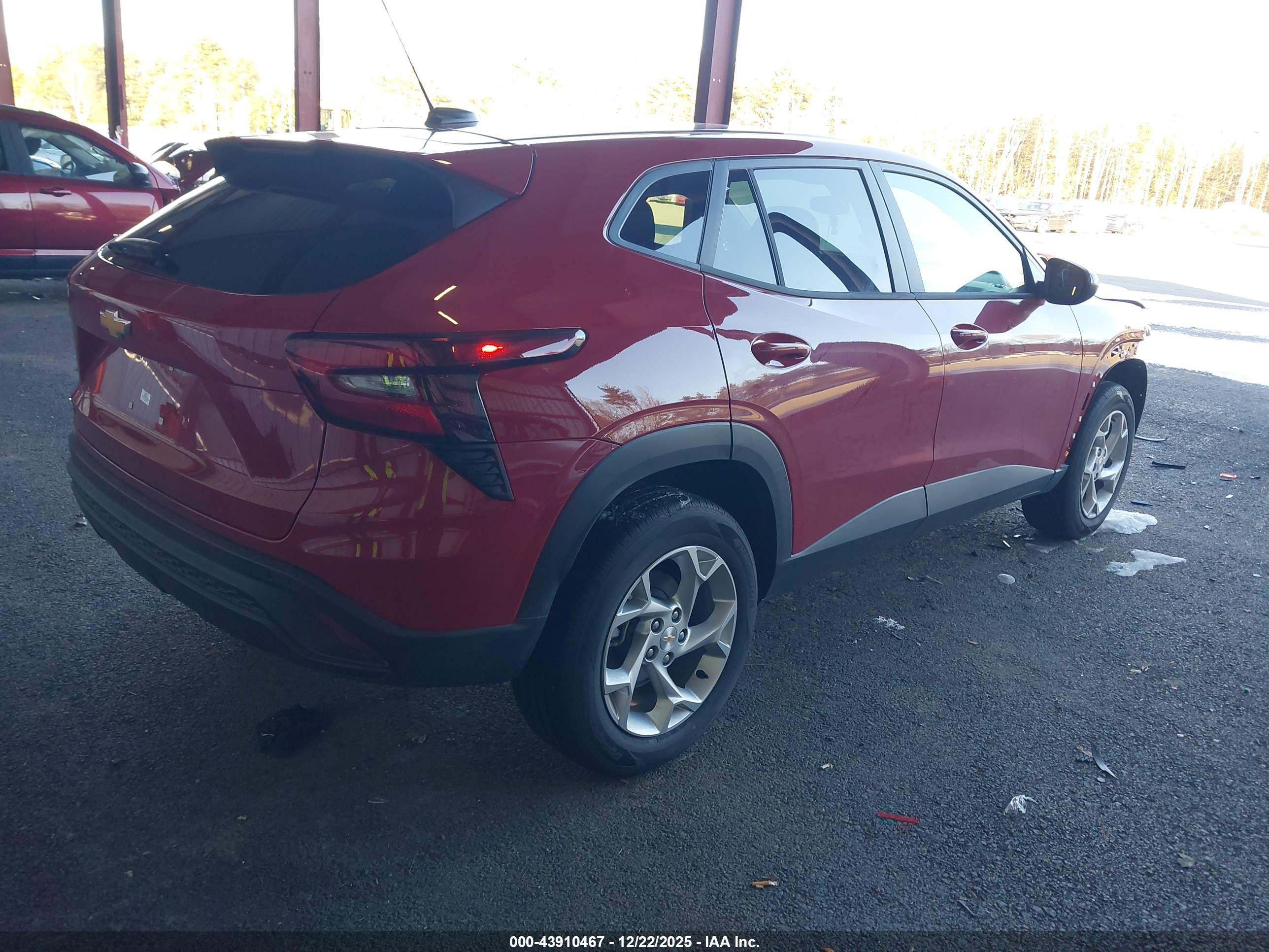 CHEVROLET TRAX image 4