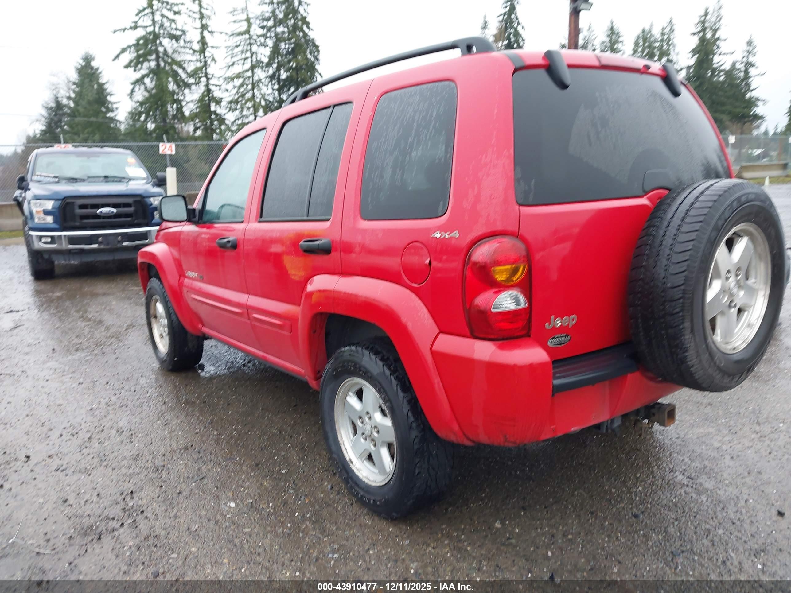 JEEP LIBERTY image 3