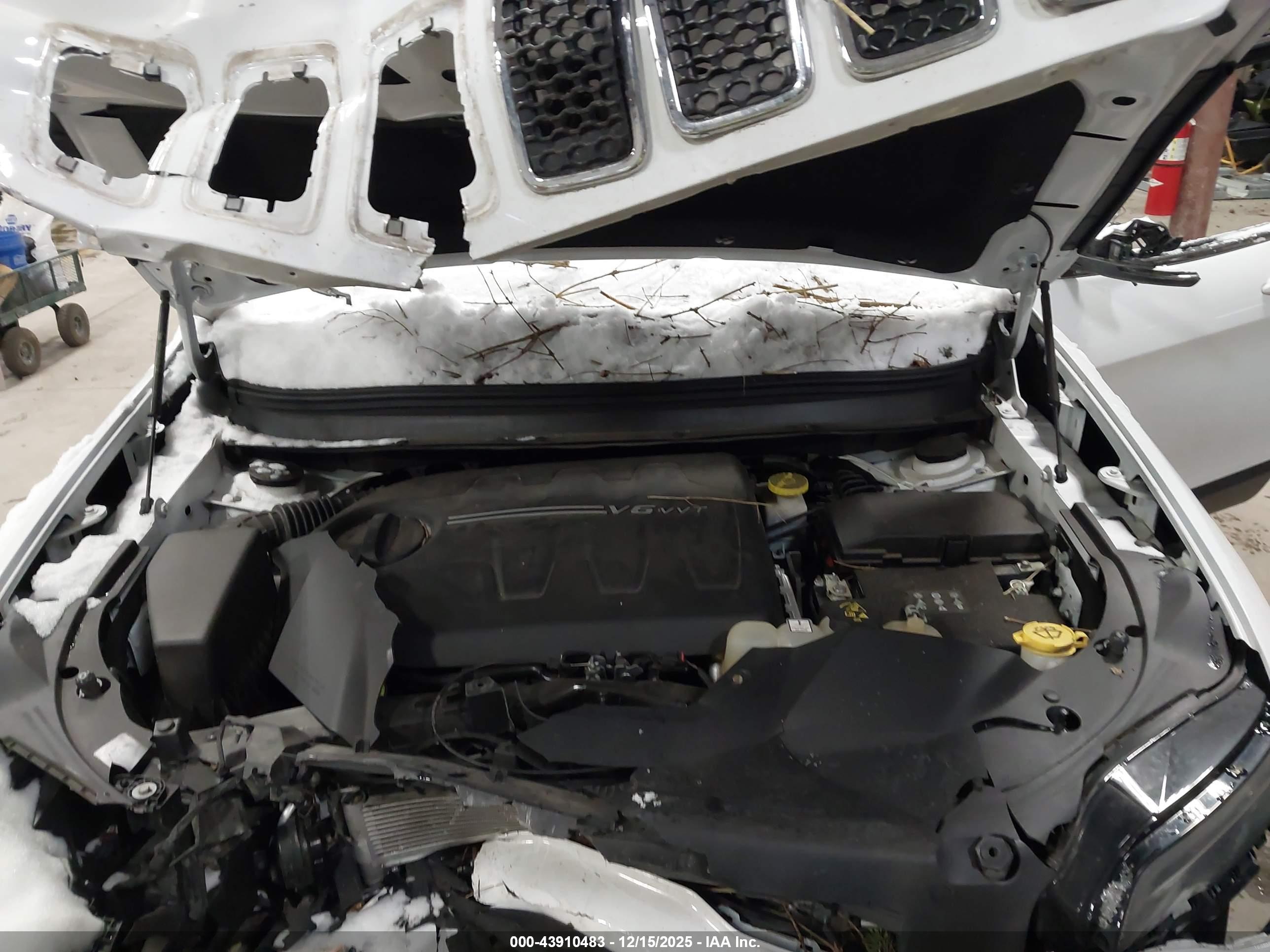 JEEP CHEROKEE image 10