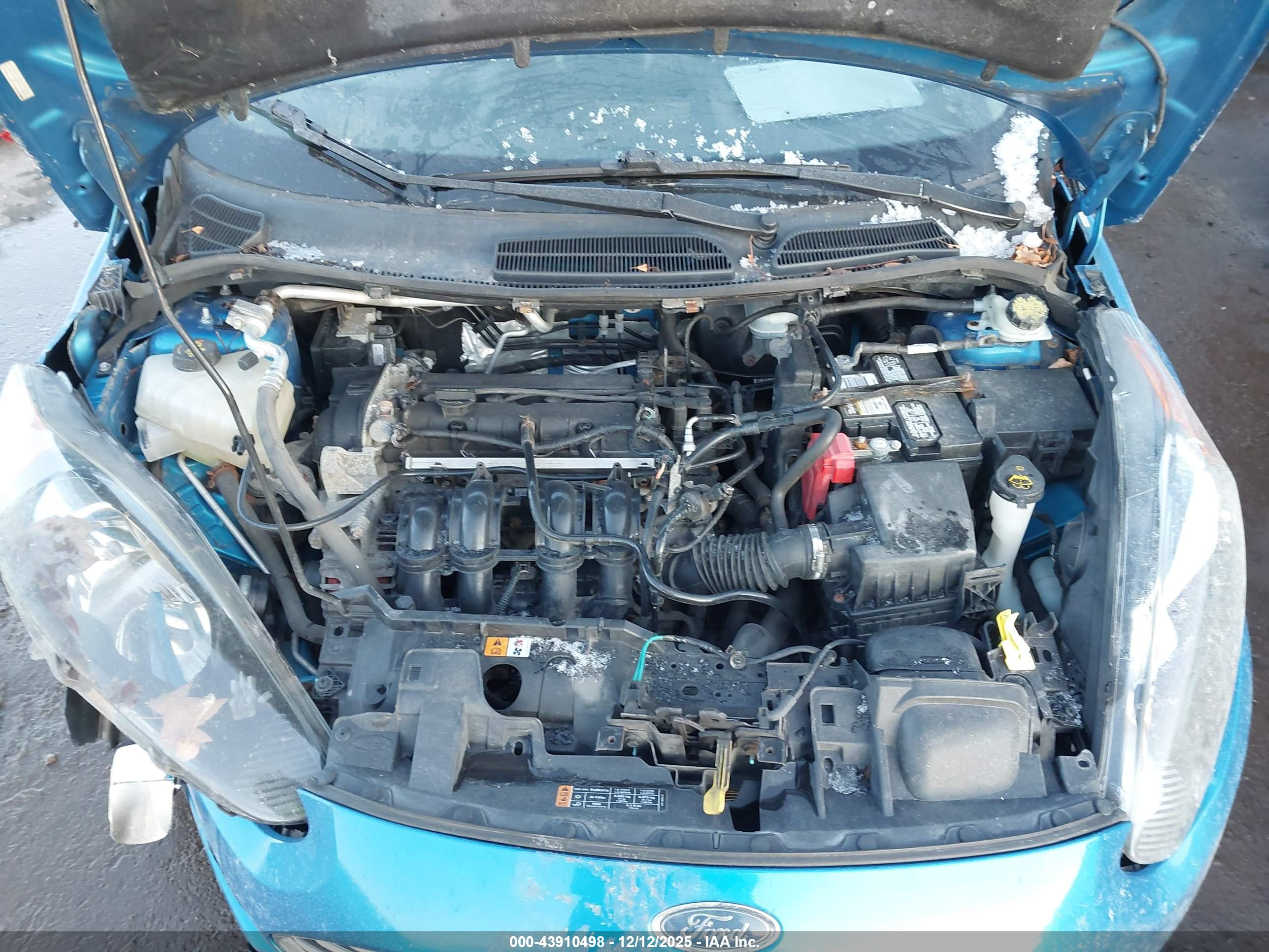 FORD FIESTA image 10