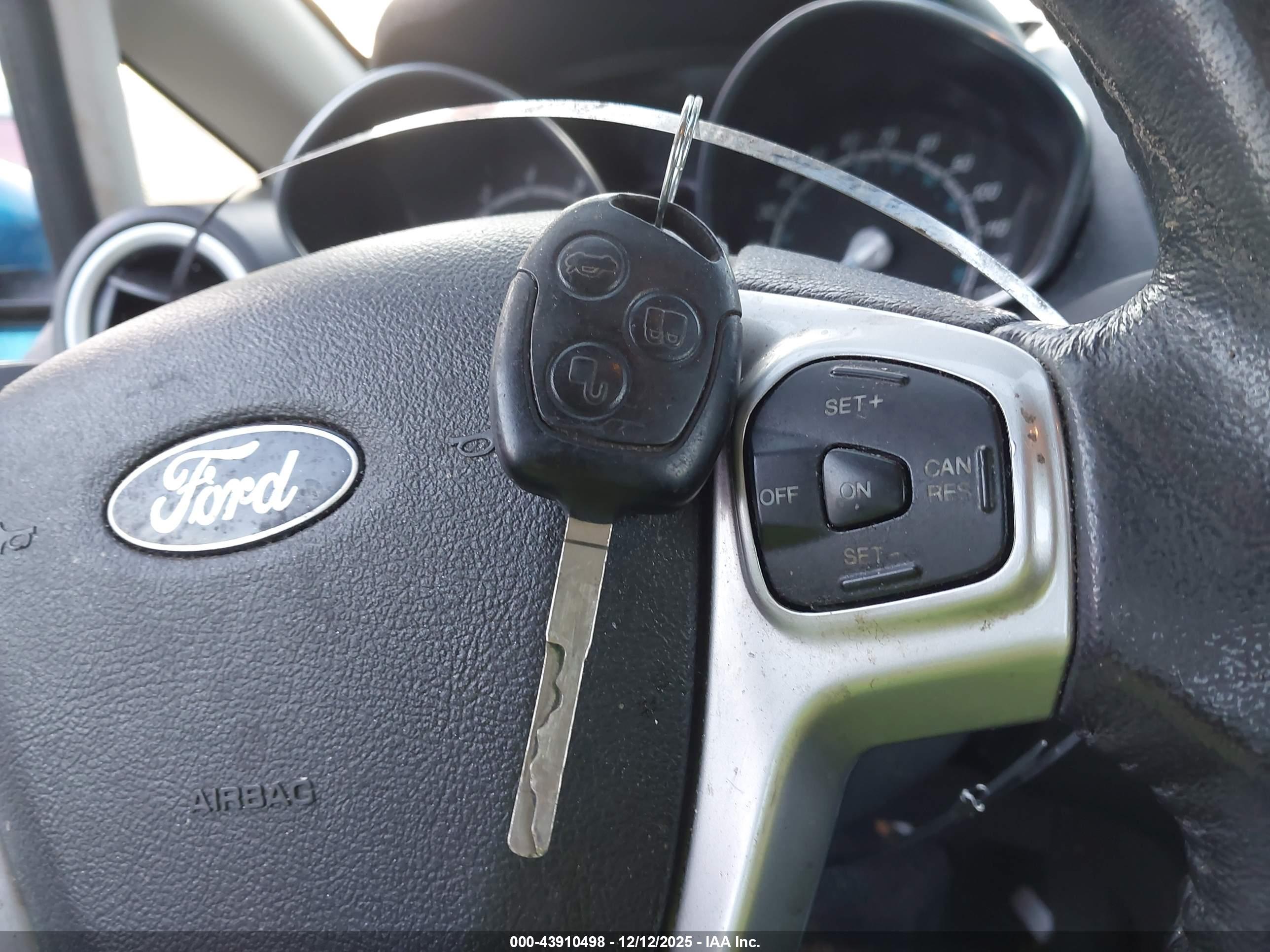 FORD FIESTA image 11
