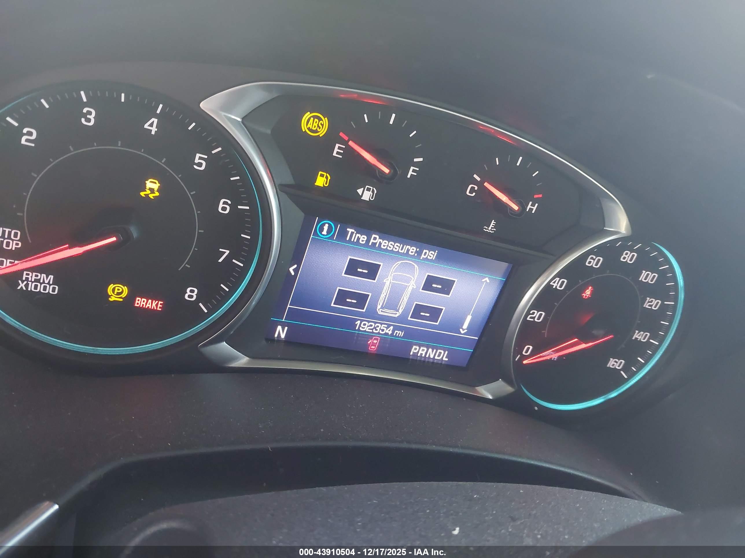 CHEVROLET EQUINOX image 7