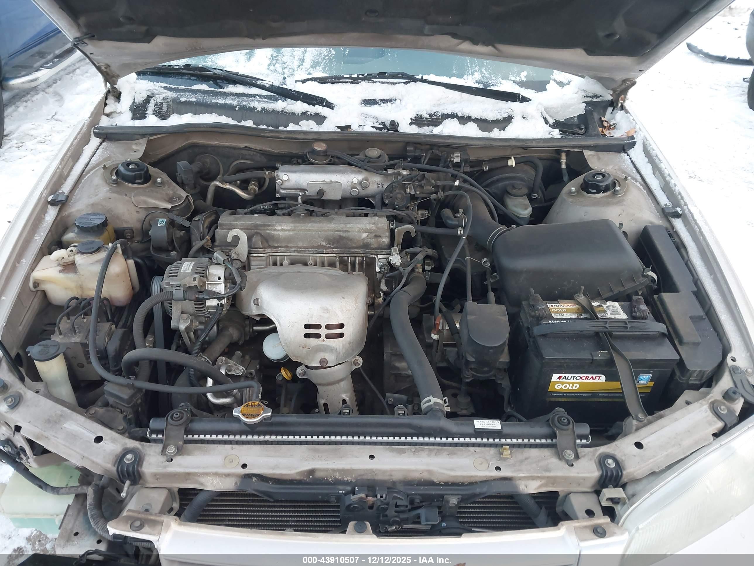 TOYOTA CAMRY image 10