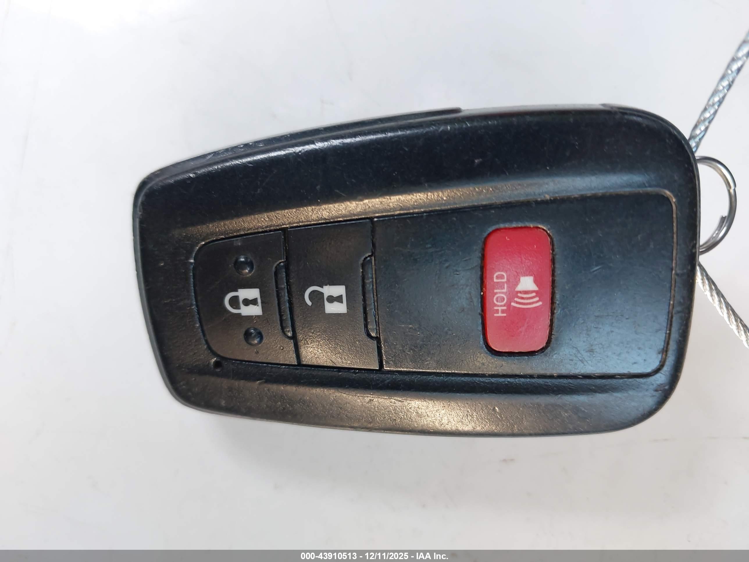 TOYOTA PRIUS image 11