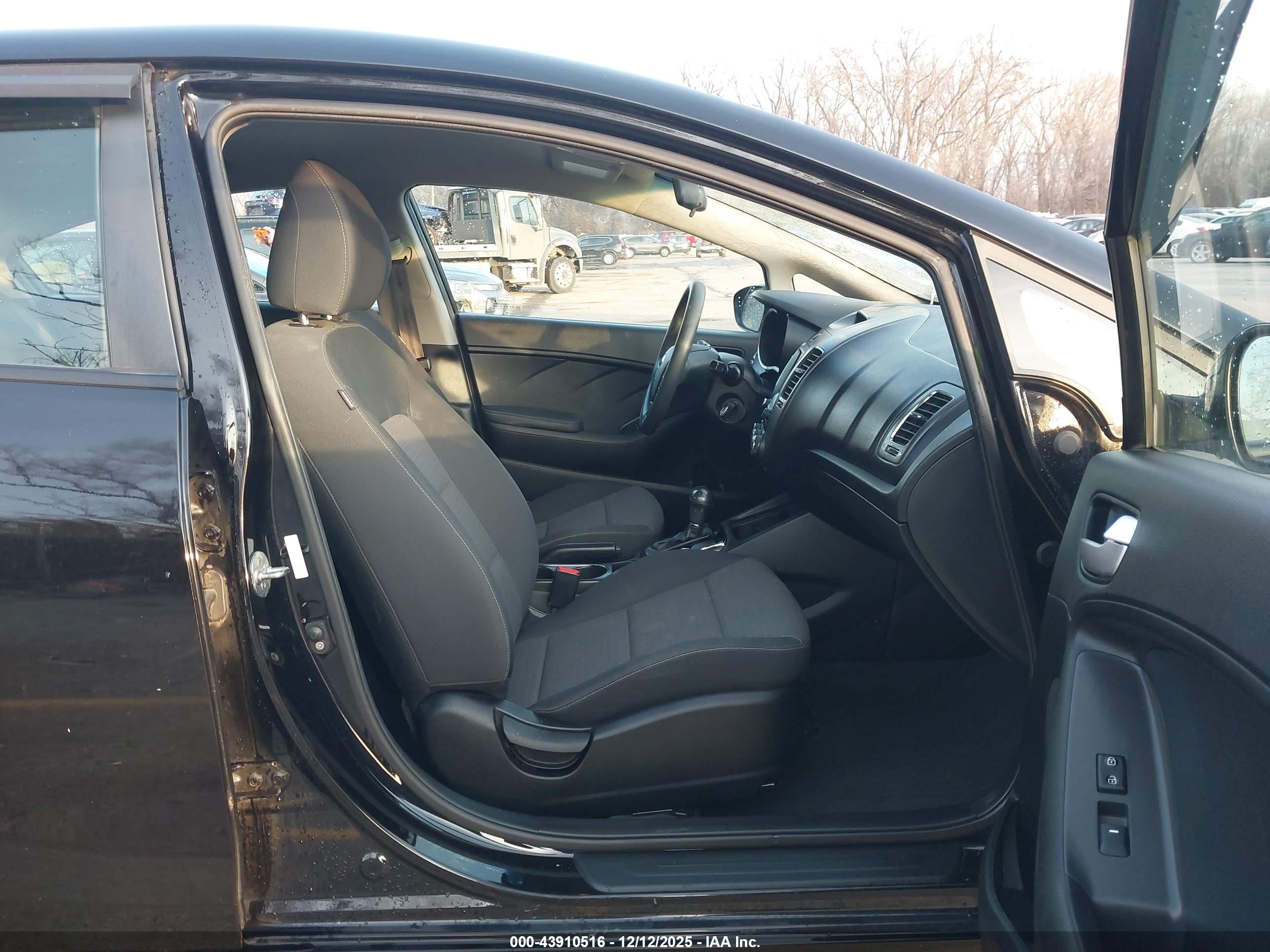 KIA FORTE image 5