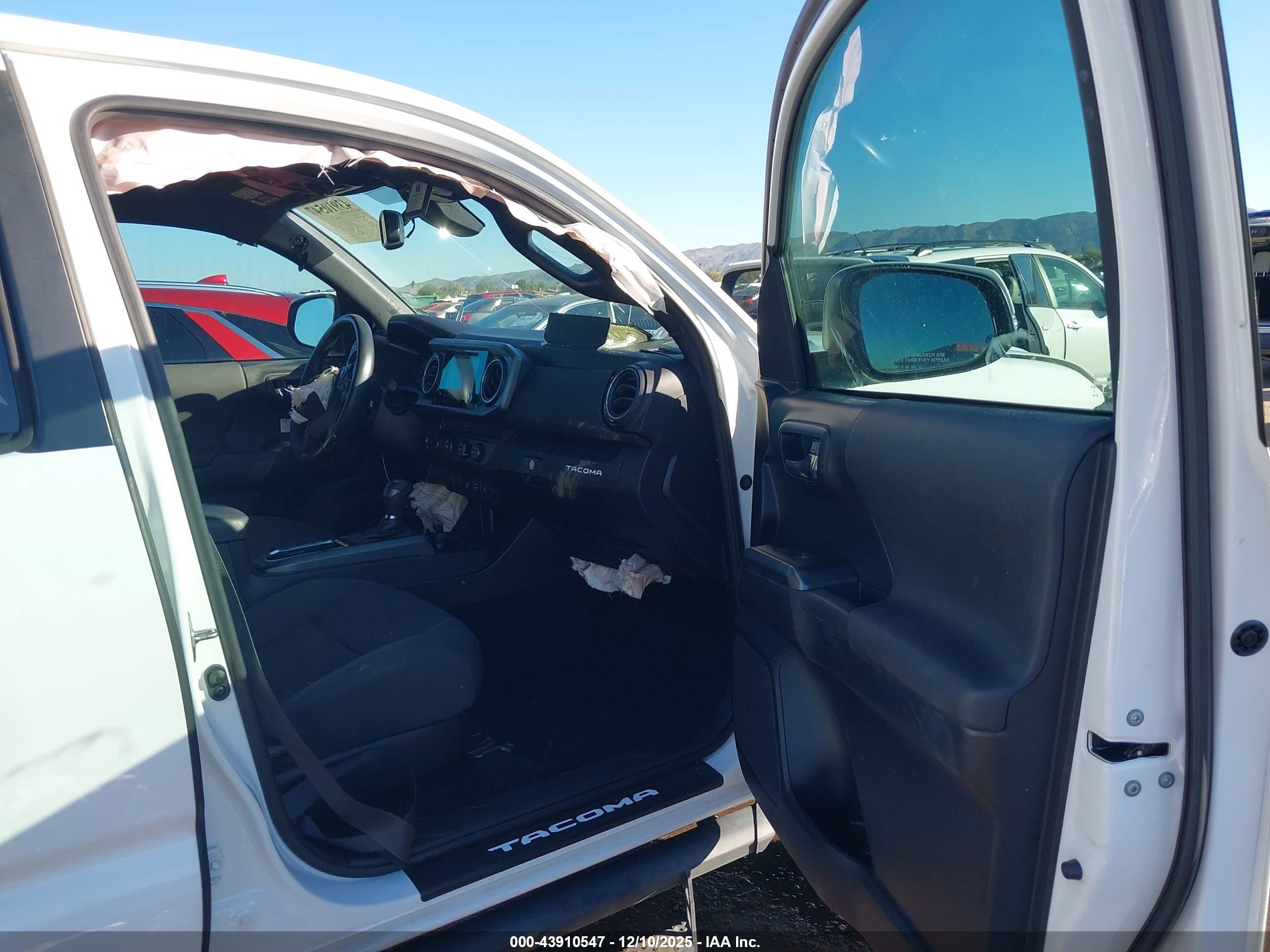 TOYOTA TACOMA image 5