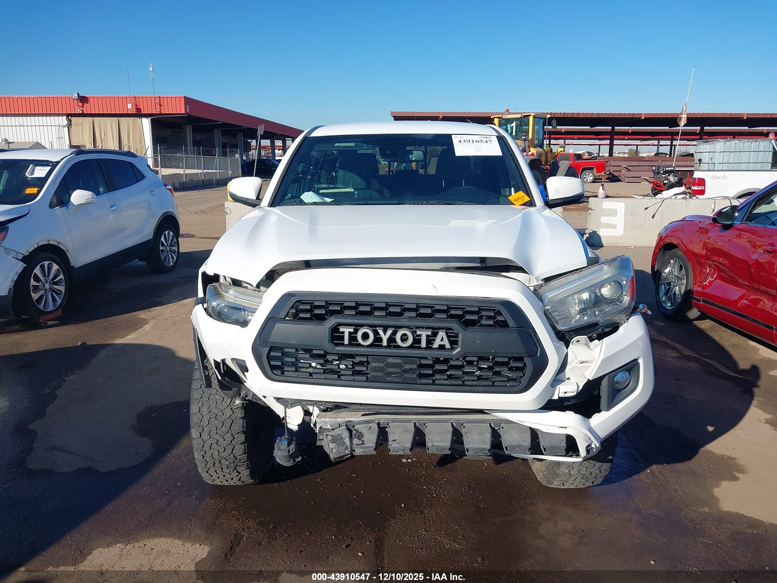 TOYOTA TACOMA image 6