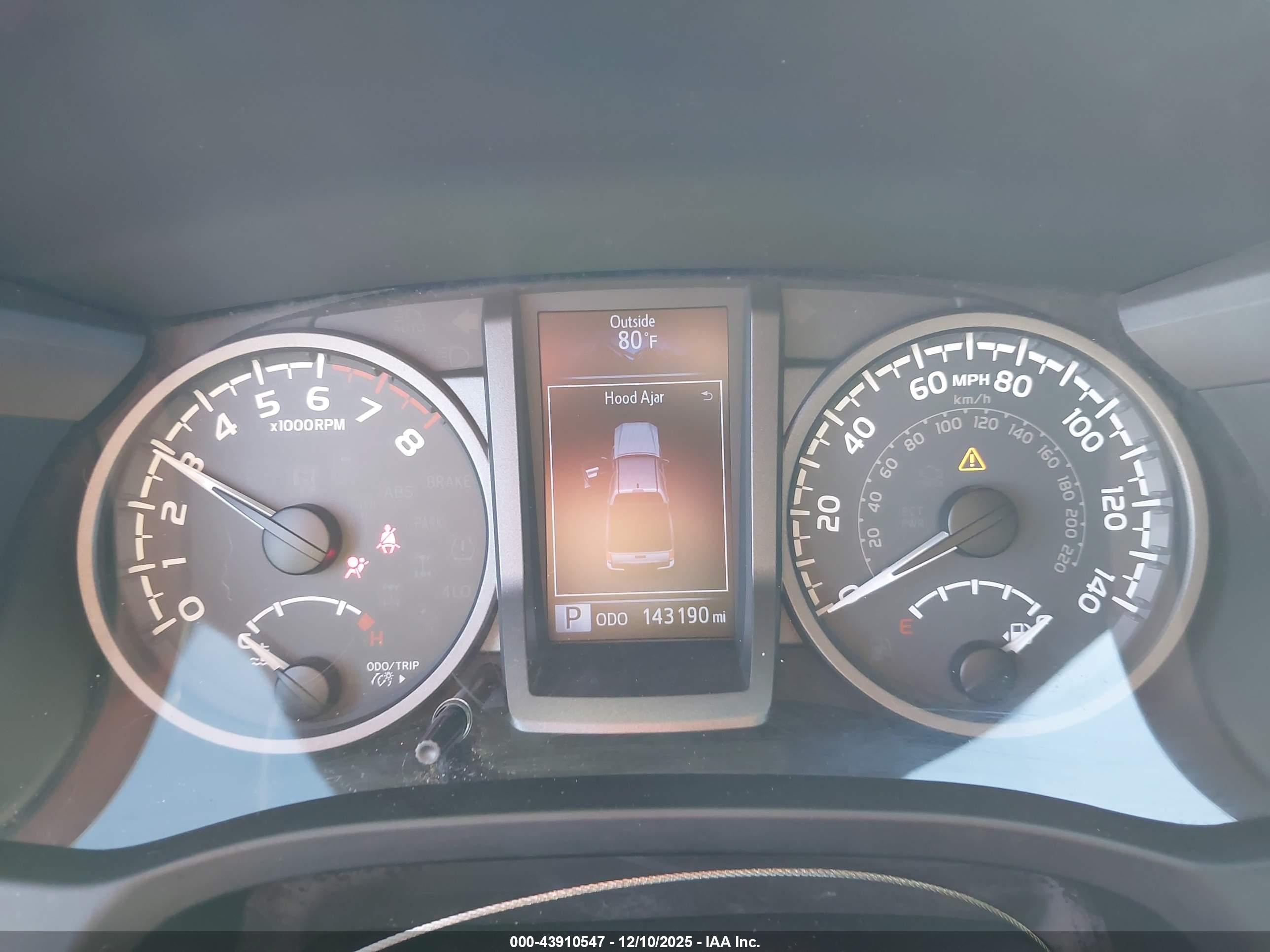 TOYOTA TACOMA image 7
