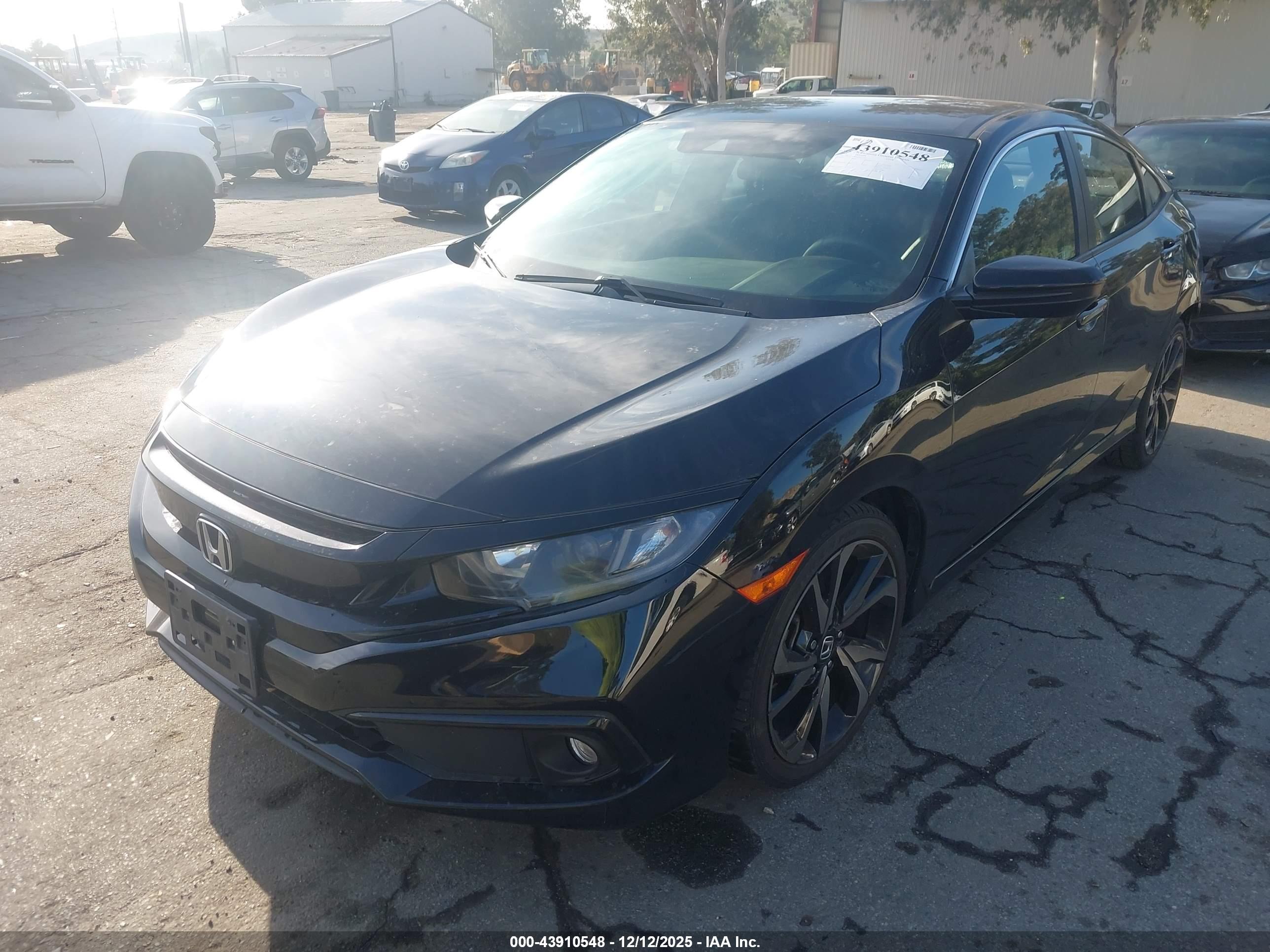 HONDA CIVIC image 2
