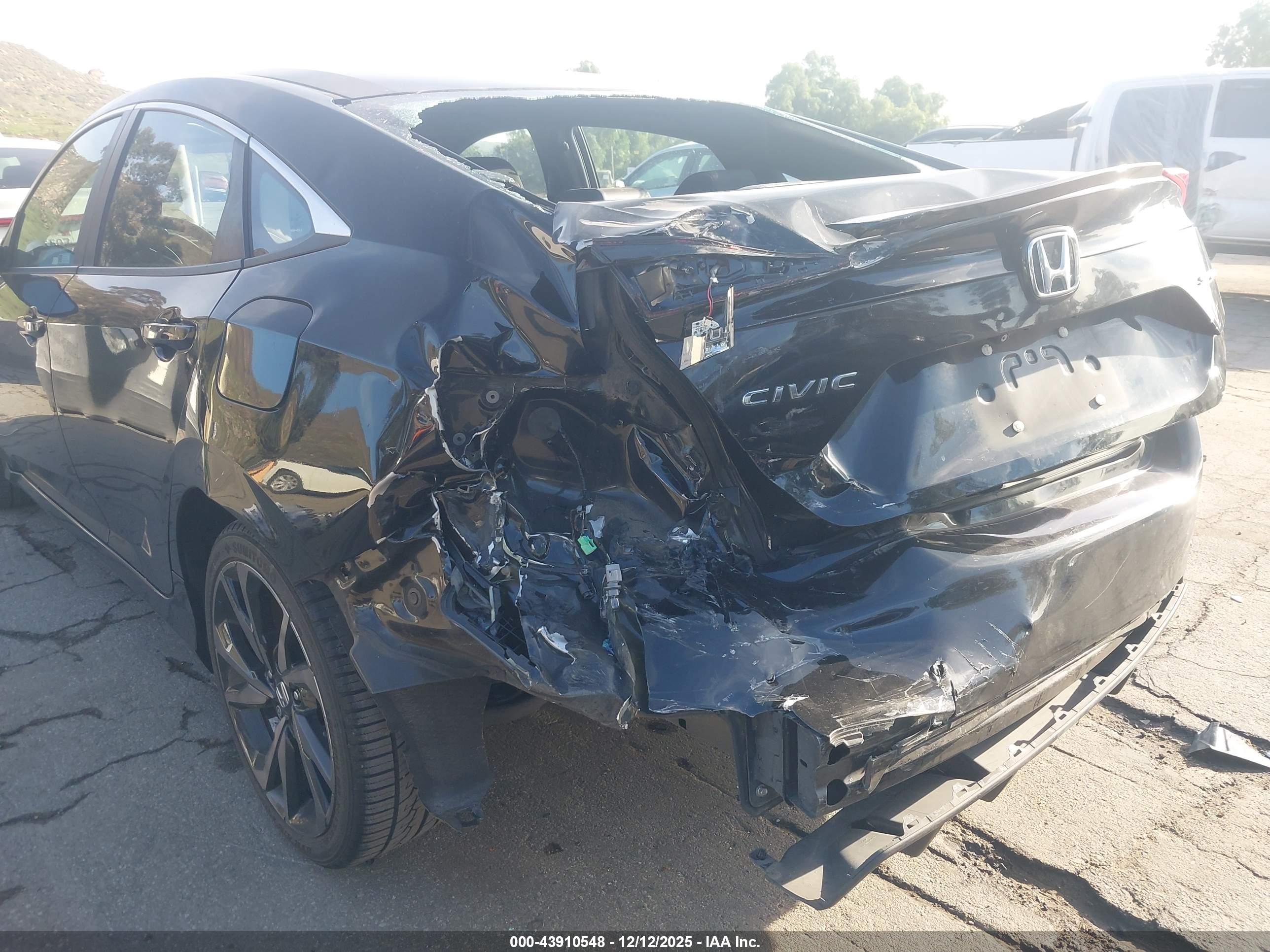 HONDA CIVIC image 6