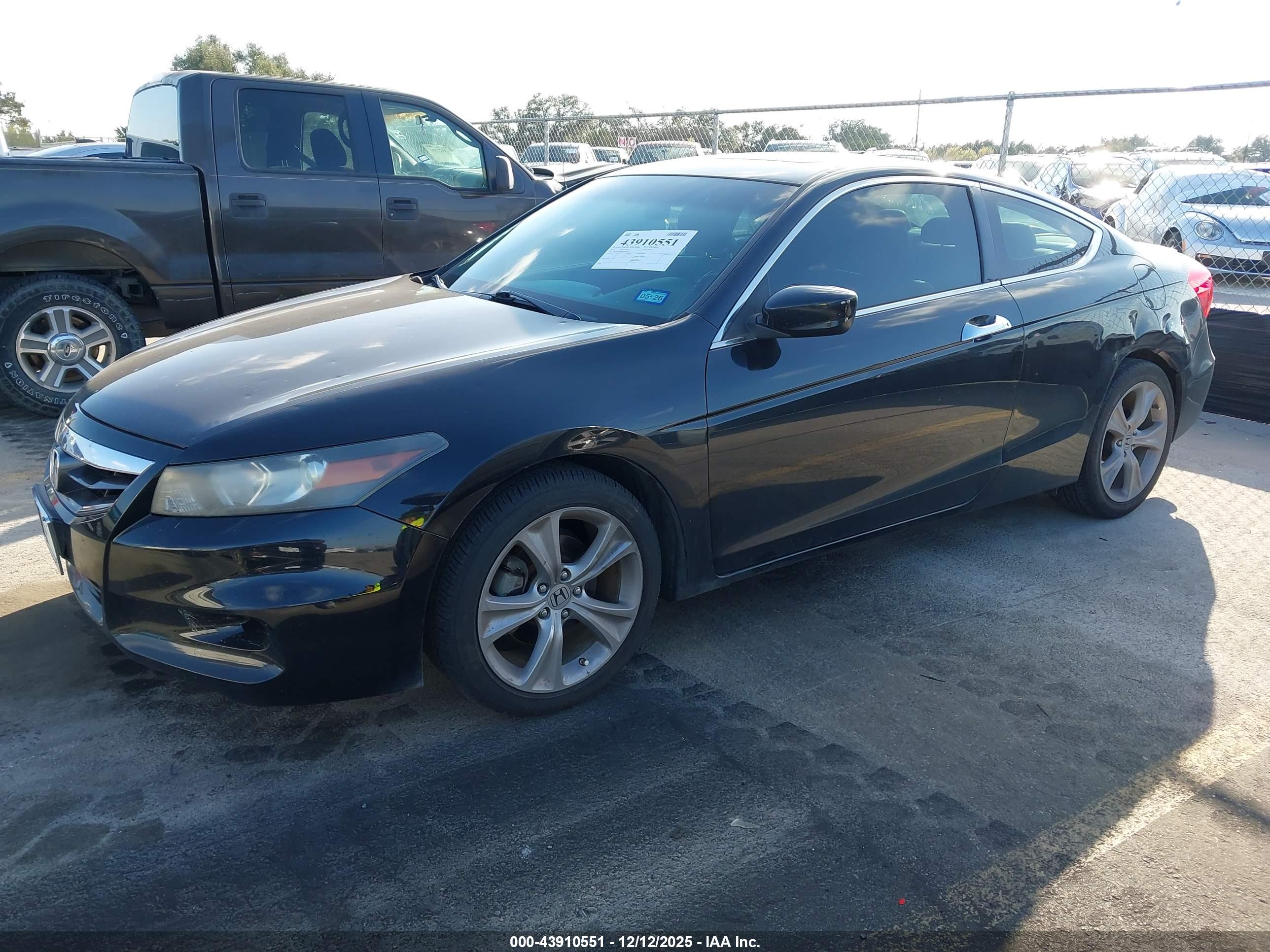 HONDA ACCORD image 2