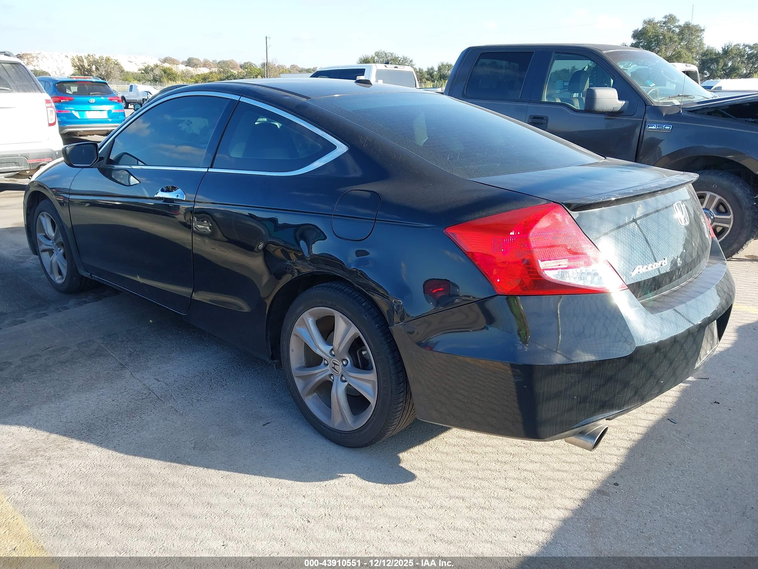 HONDA ACCORD image 3
