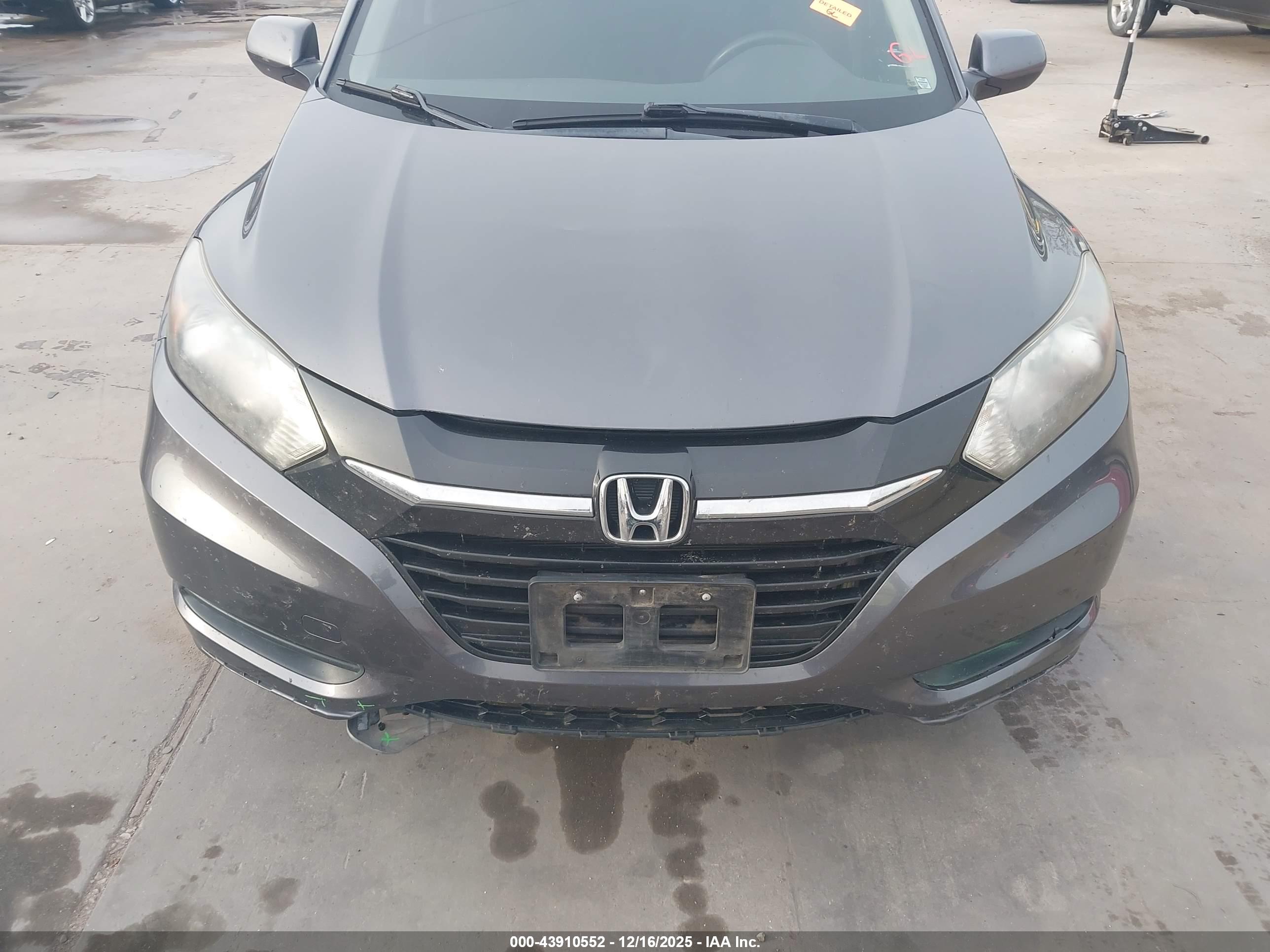 HONDA HR-V image 6