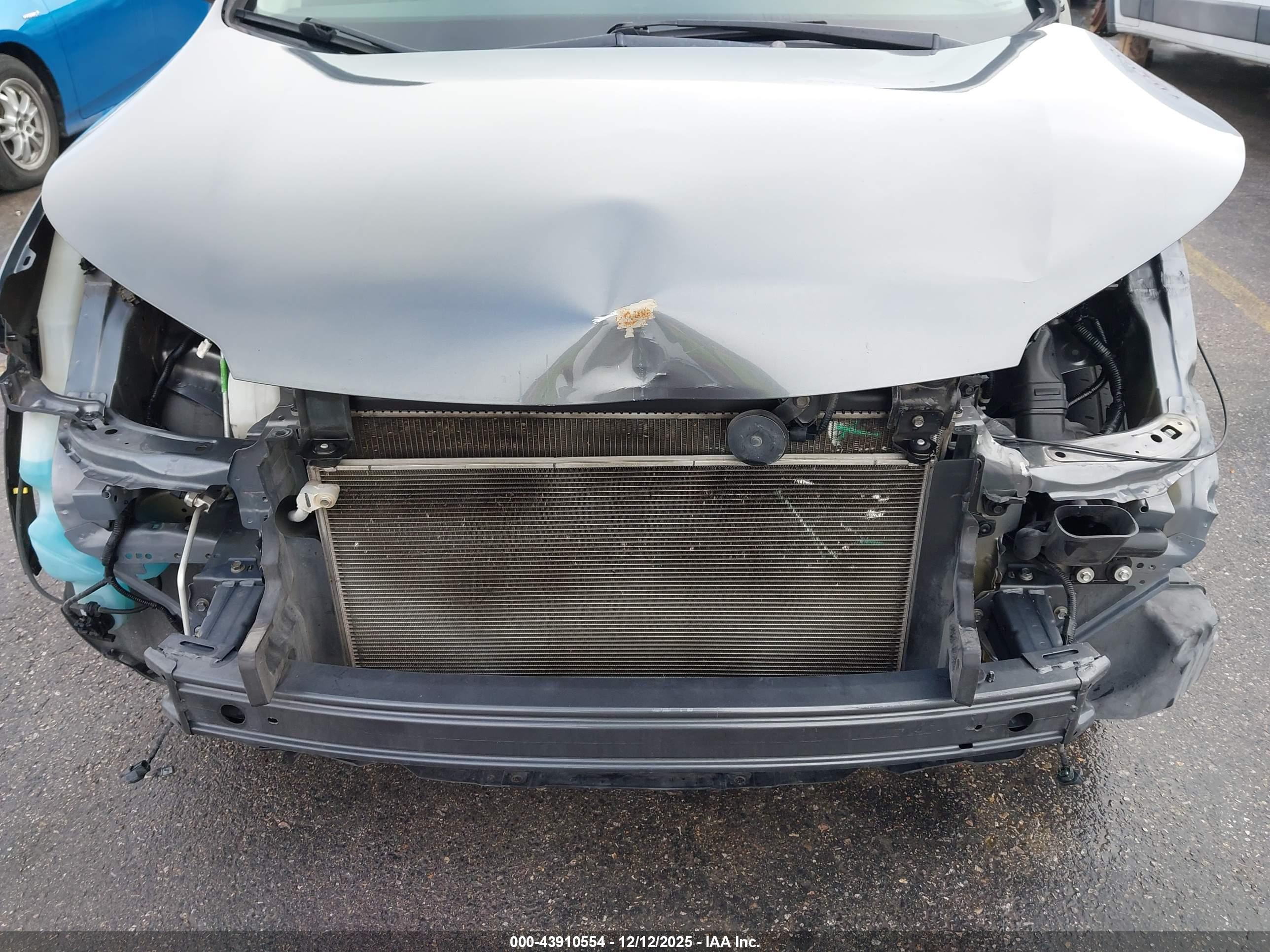 HONDA CR-V image 6