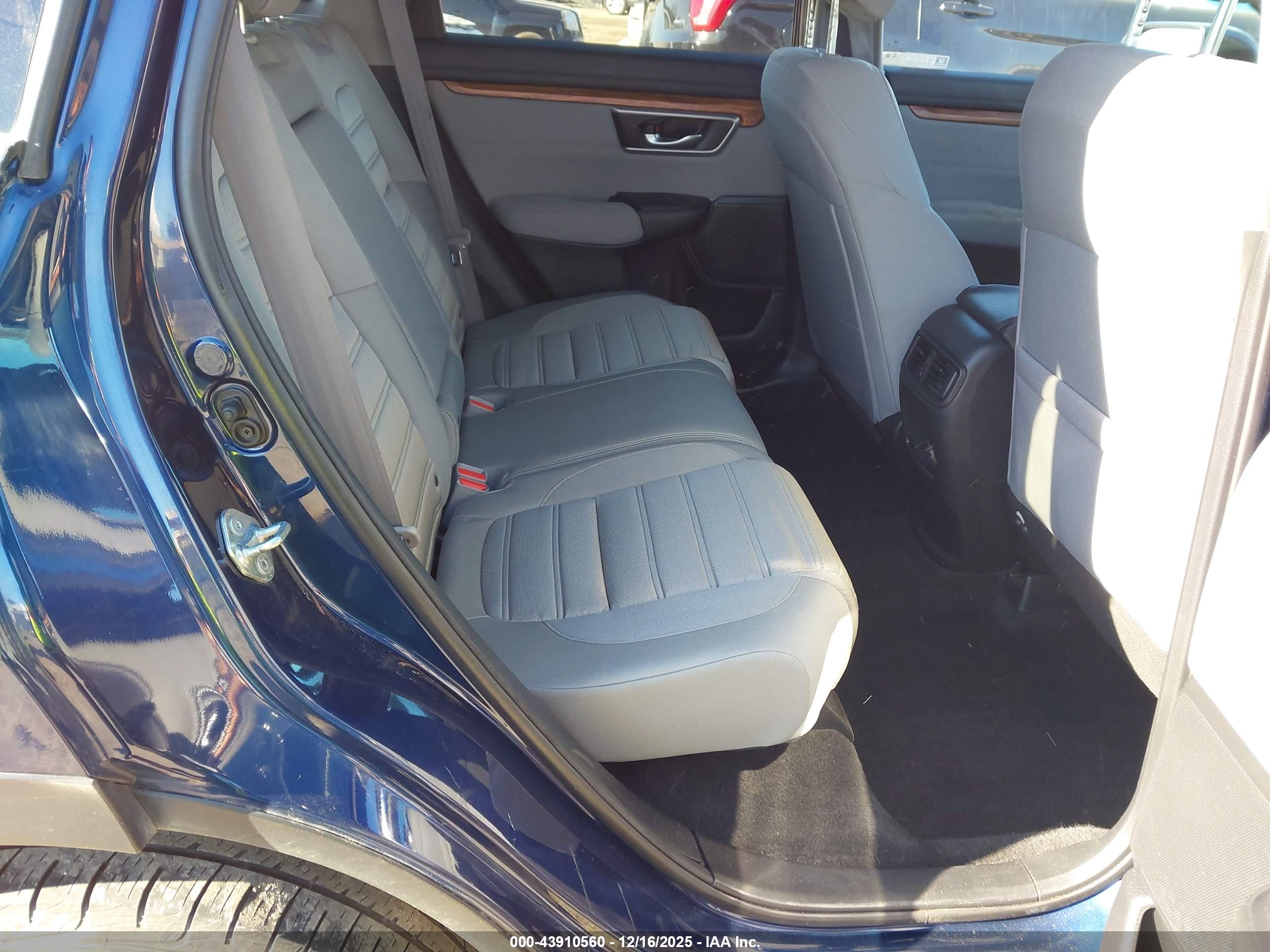 HONDA CR-V image 8