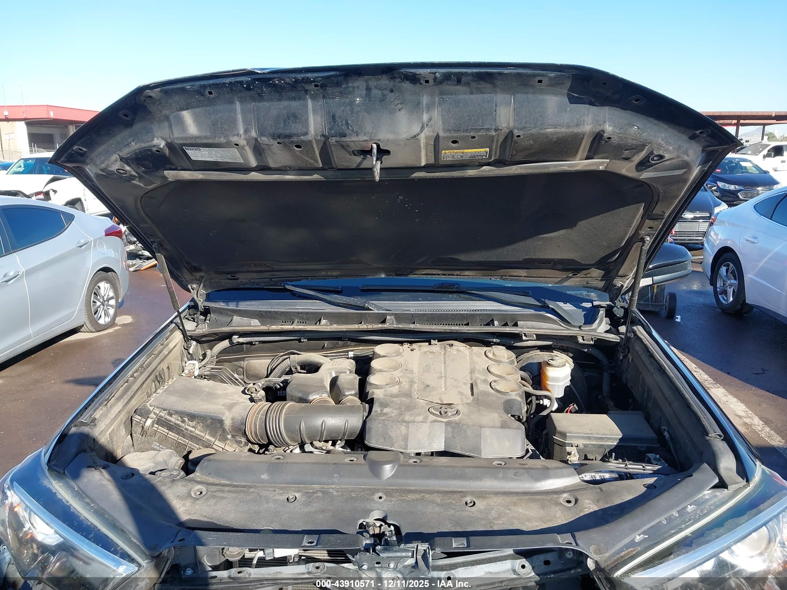 TOYOTA 4RUNNER image 10