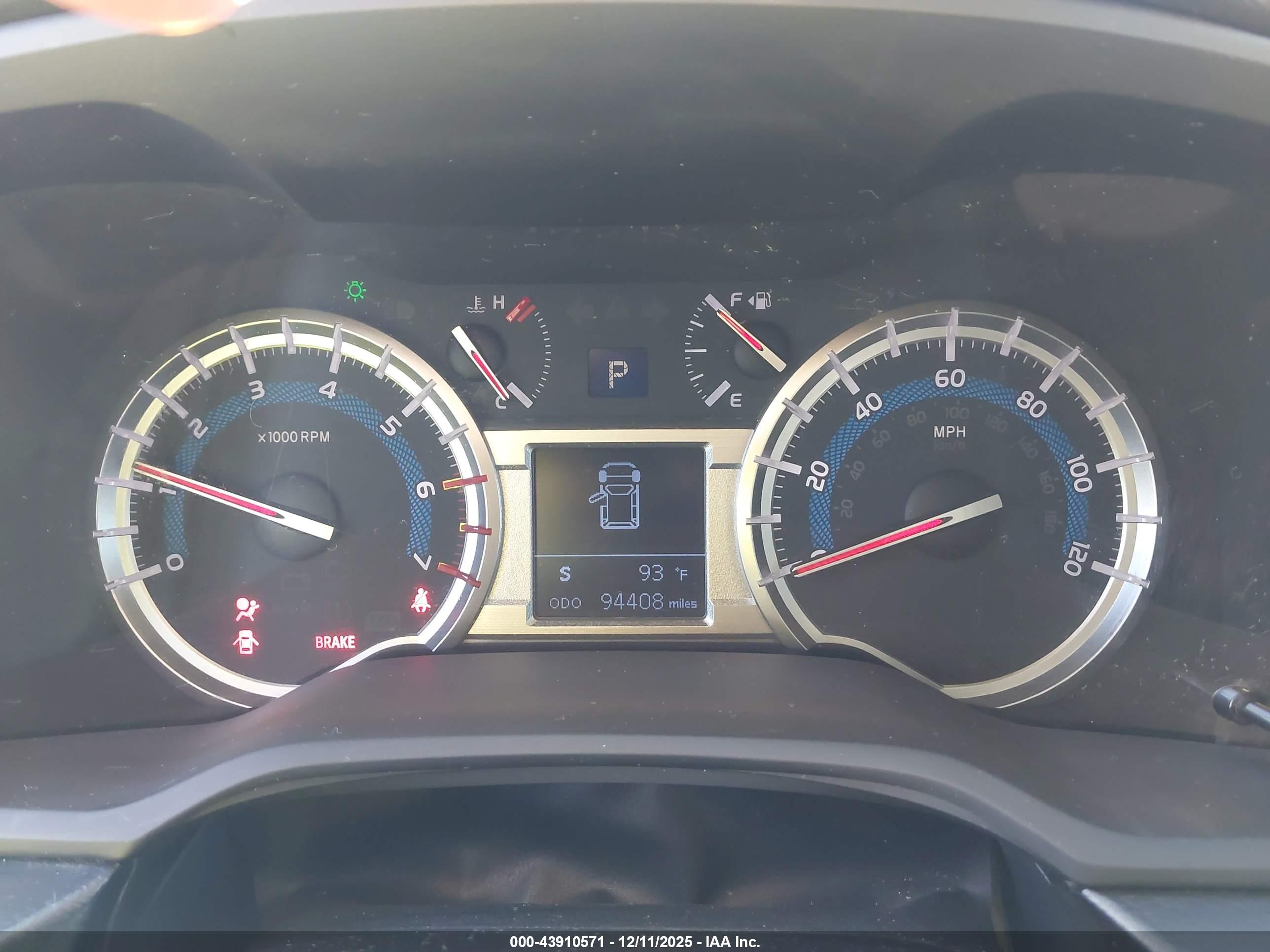 TOYOTA 4RUNNER image 7