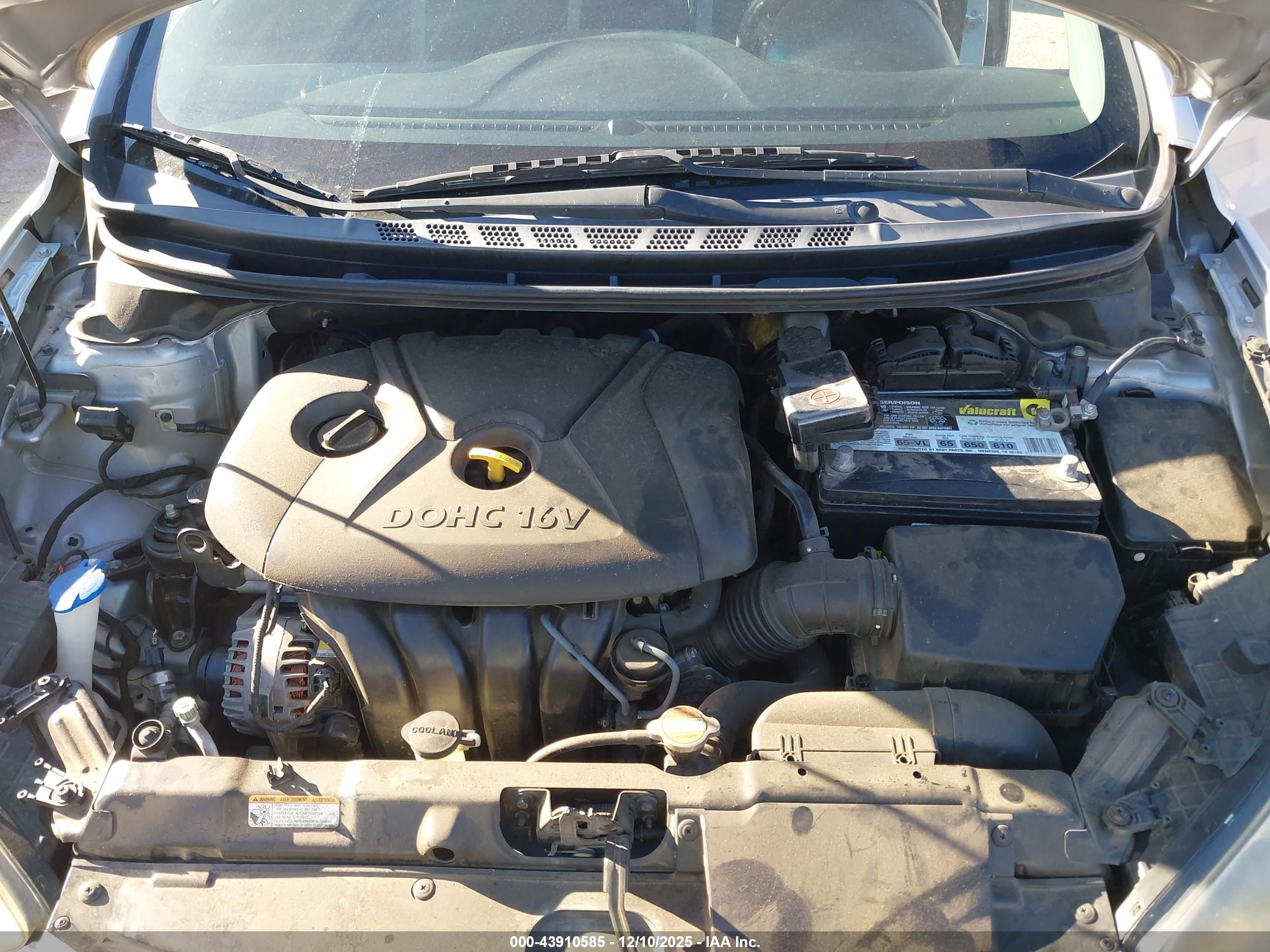 HYUNDAI ELANTRA image 10