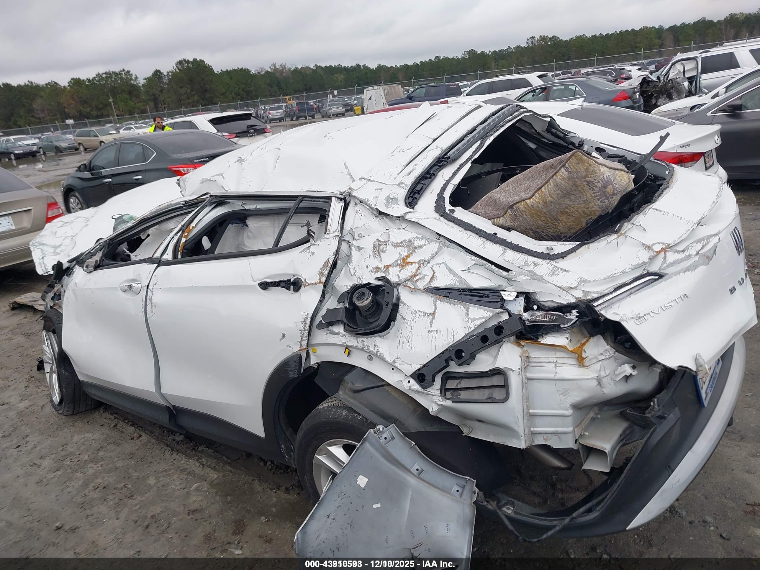 BUICK ENVISTA image 3