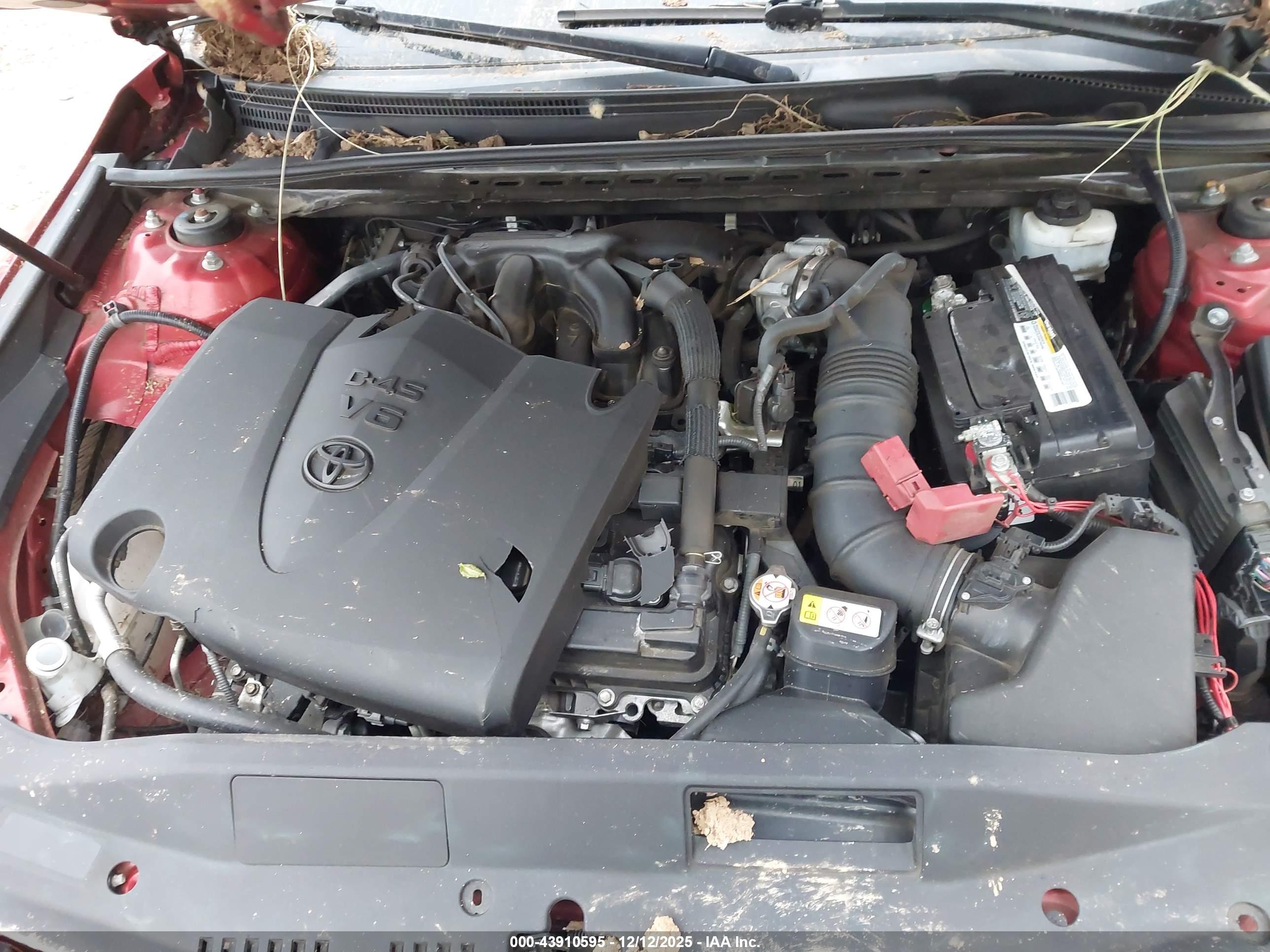 TOYOTA CAMRY image 10