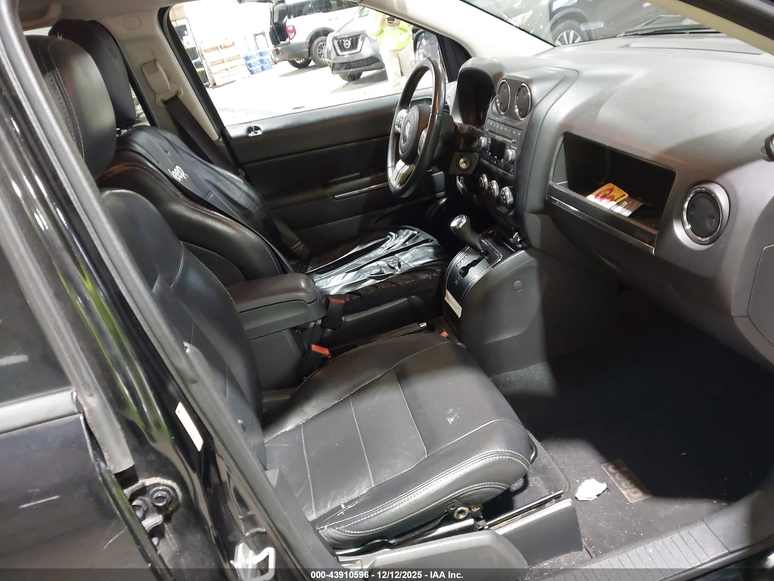 JEEP COMPASS image 5