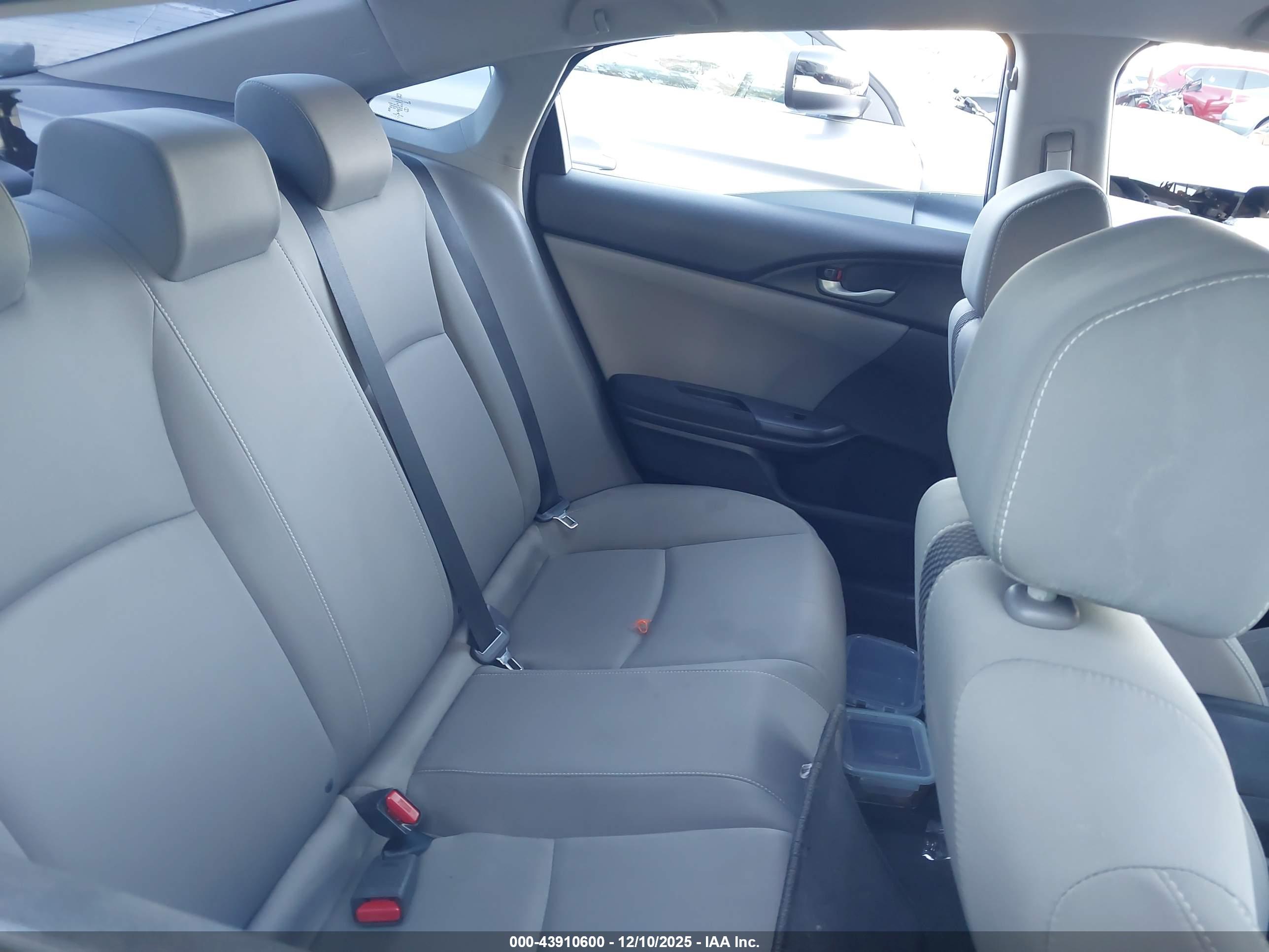 HONDA CIVIC image 8