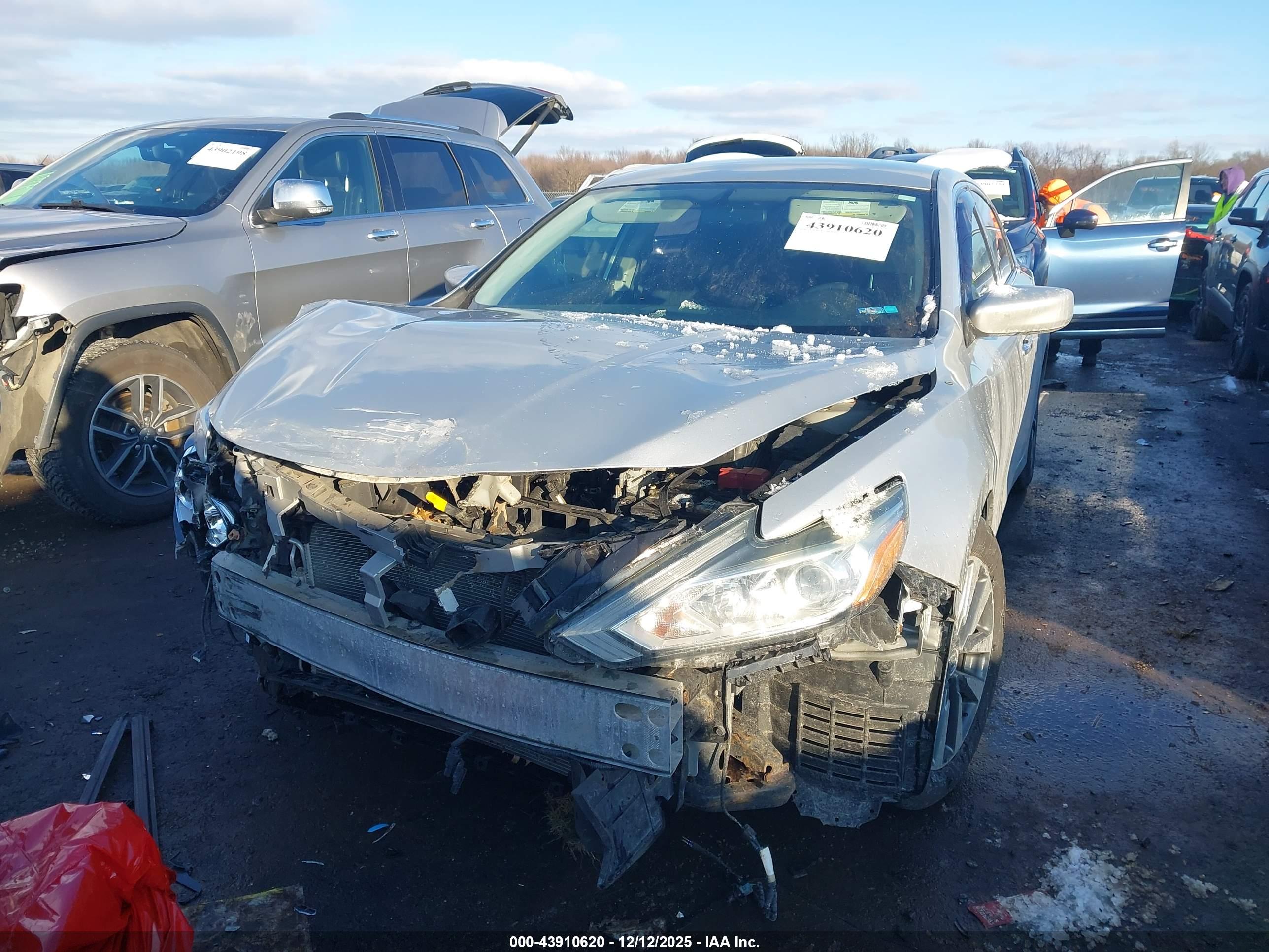 NISSAN ALTIMA image 6