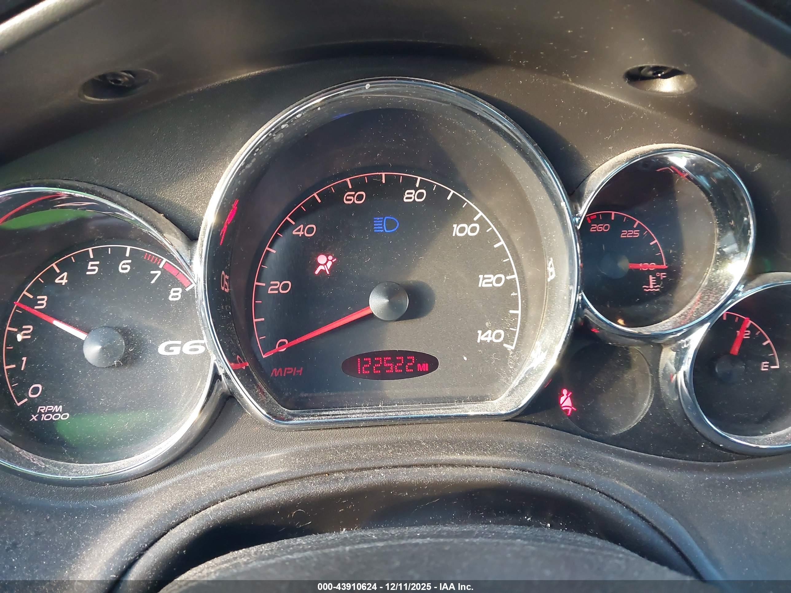 PONTIAC G6 image 7