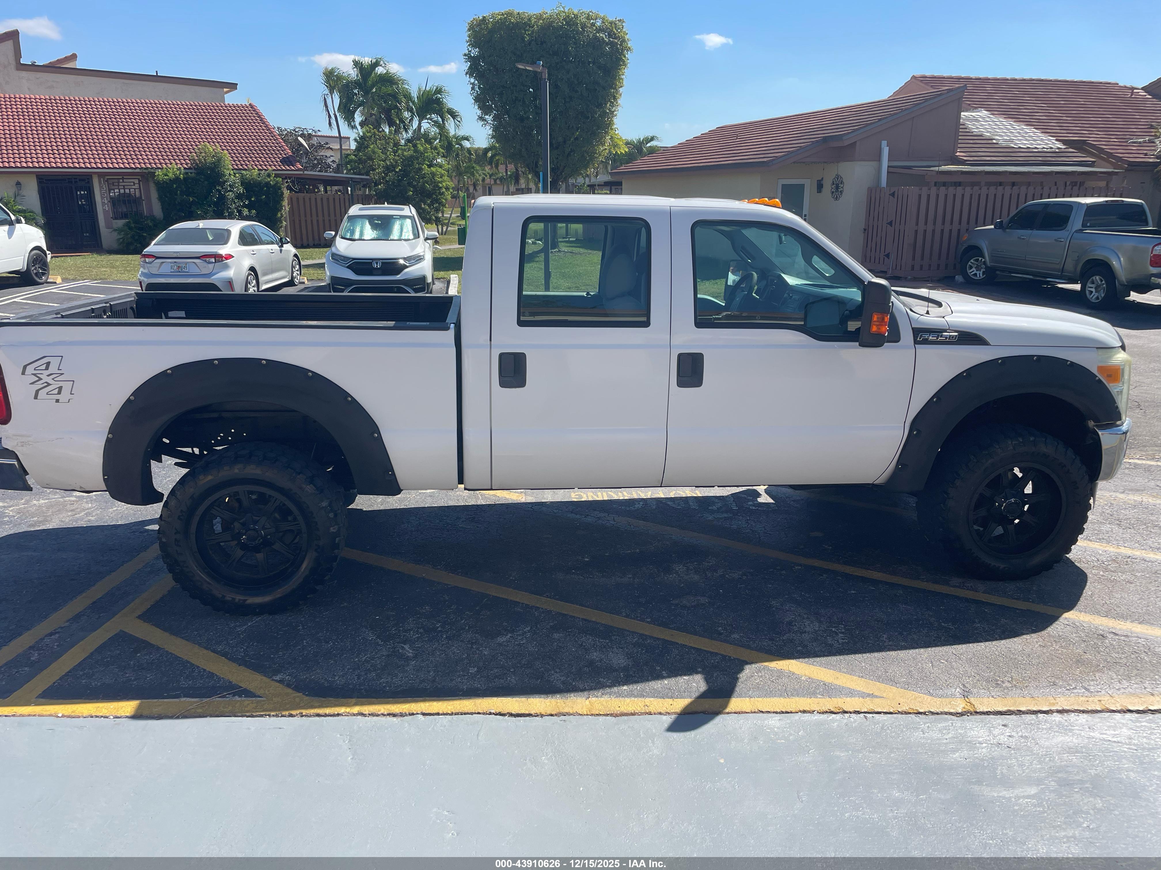 FORD F-350 image 11