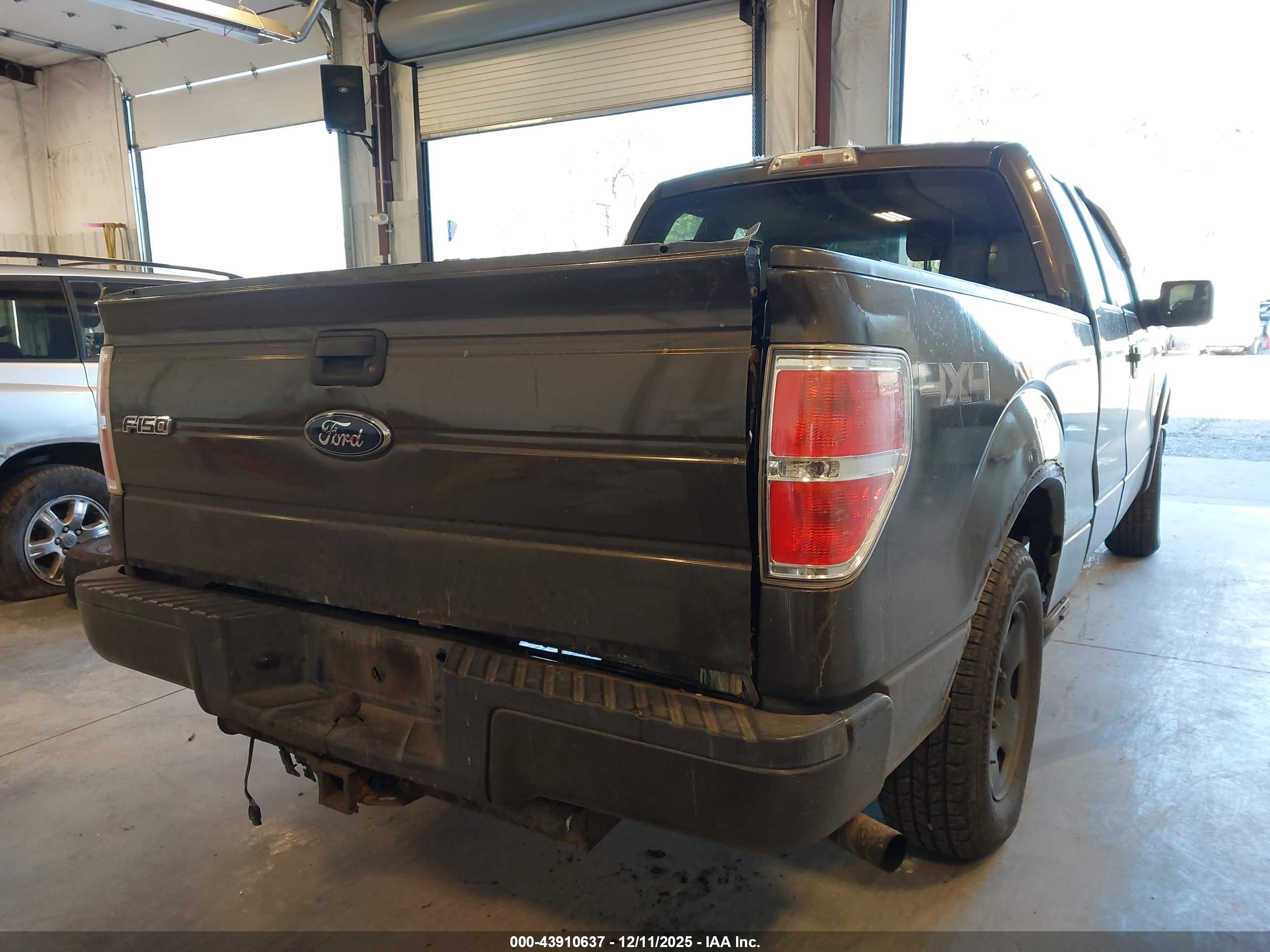 FORD F-150 image 6
