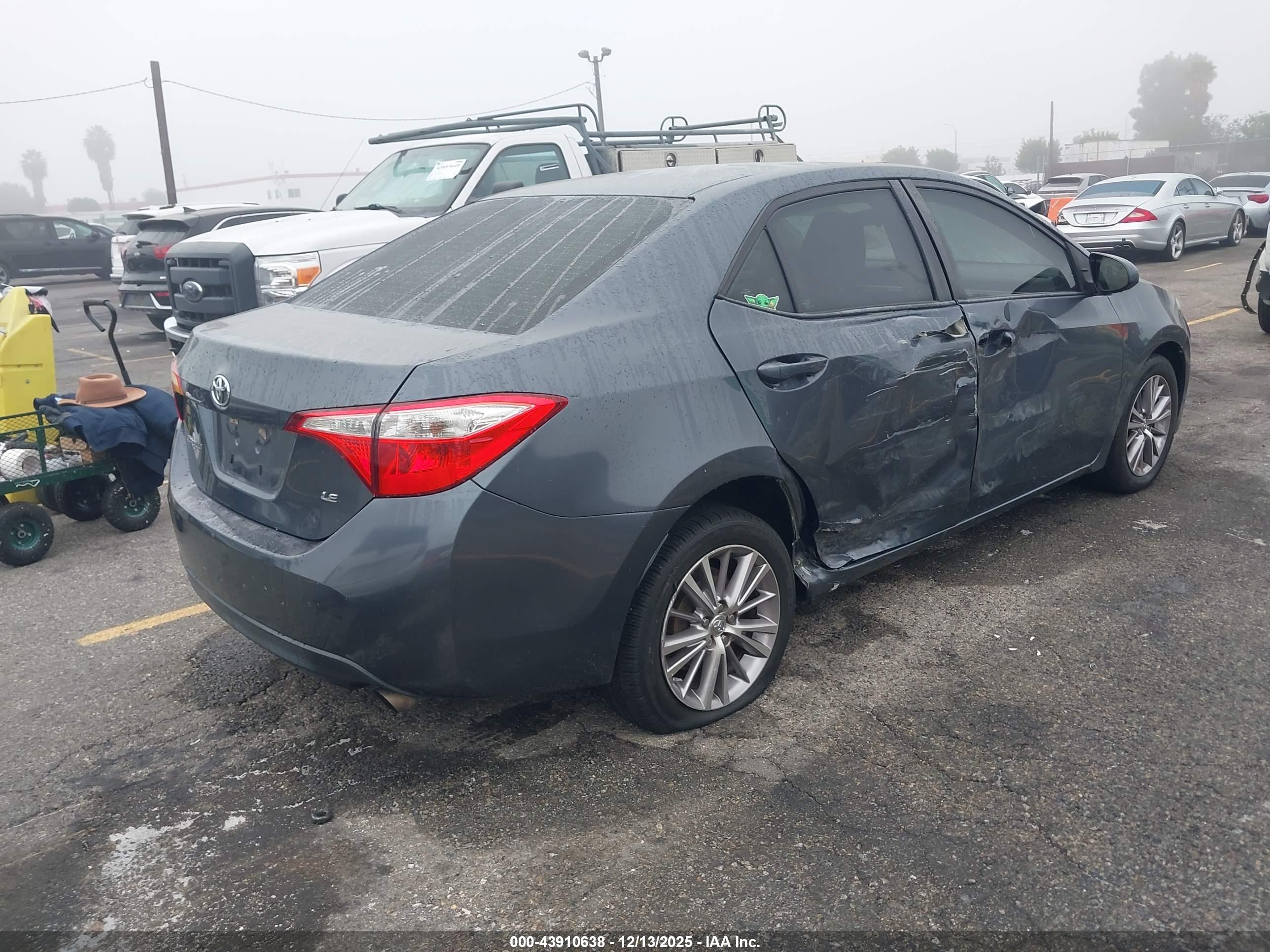 TOYOTA COROLLA image 4
