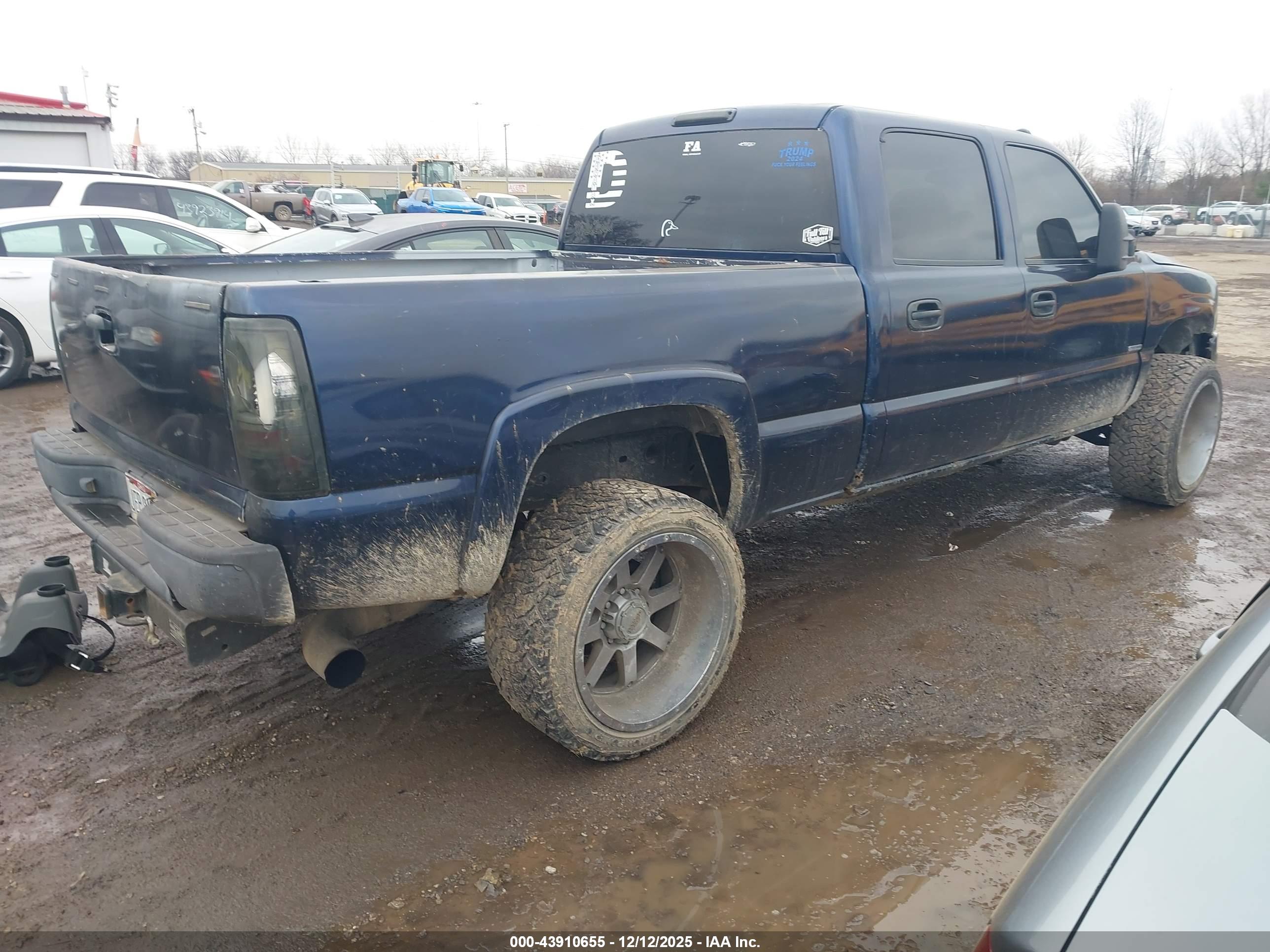 GMC SIERRA image 4