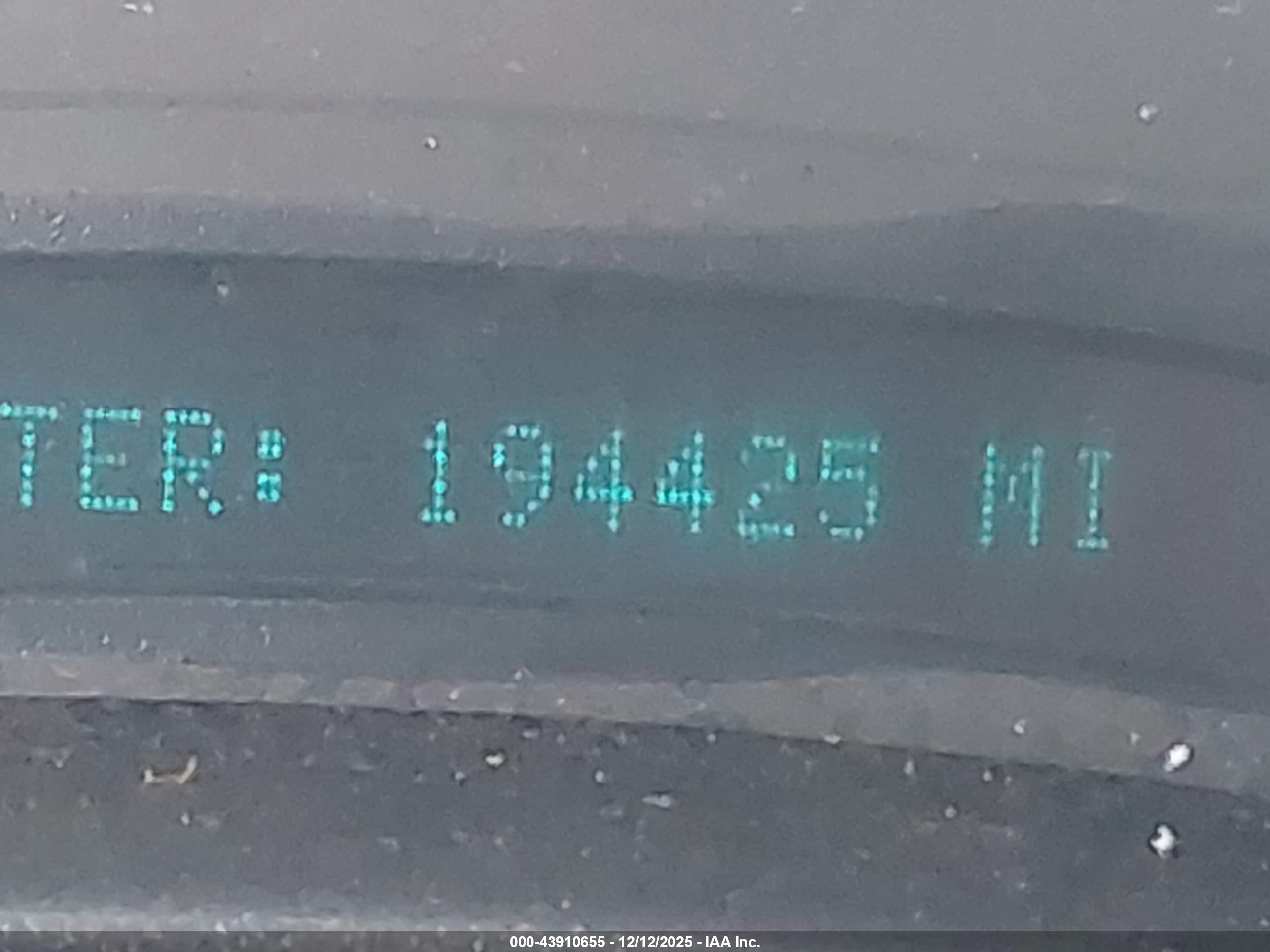 GMC SIERRA image 6