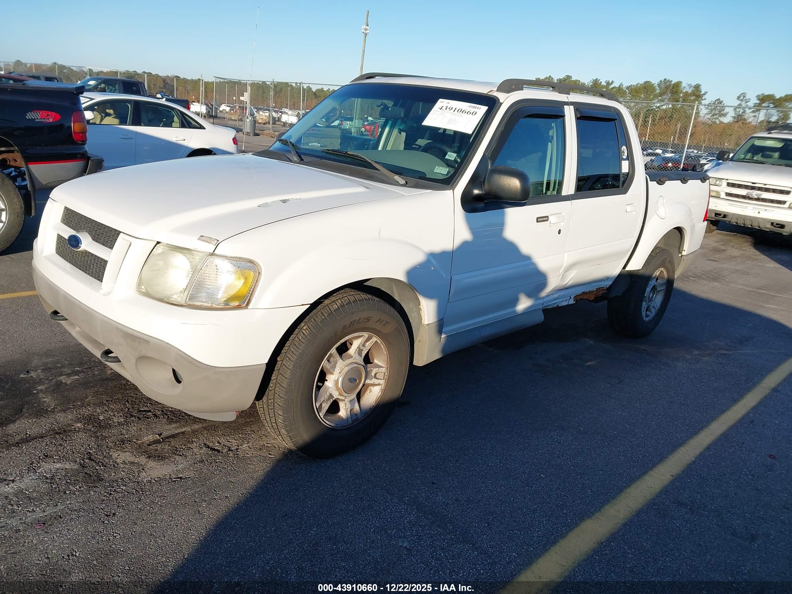 FORD EXPLORER image 2