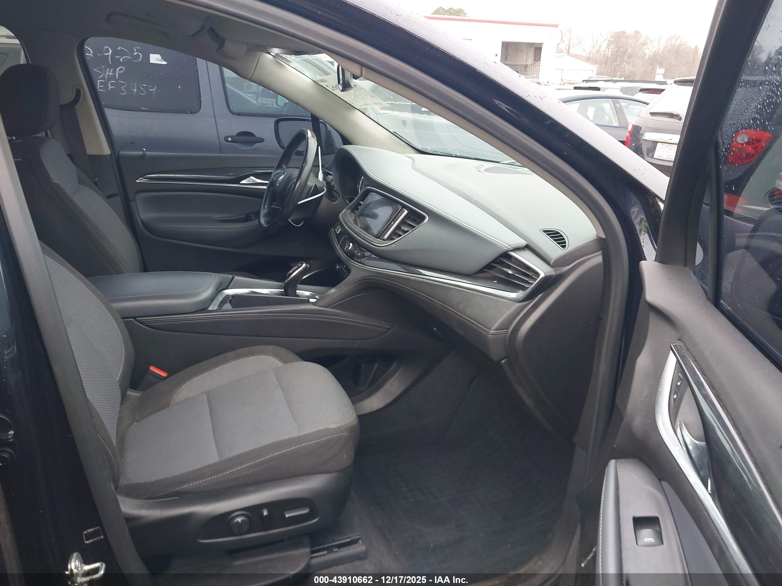 BUICK ENCLAVE image 5