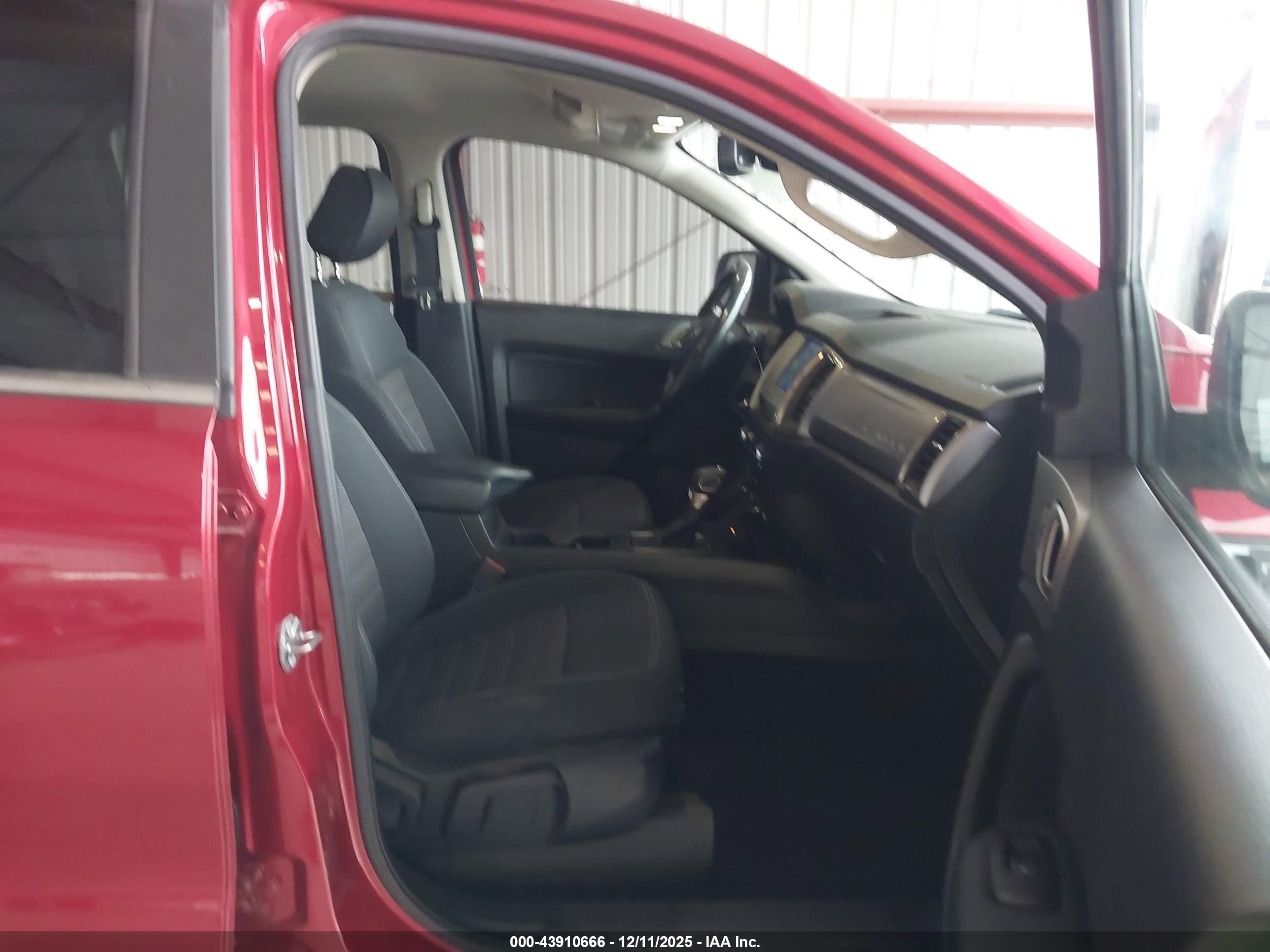 FORD RANGER image 5
