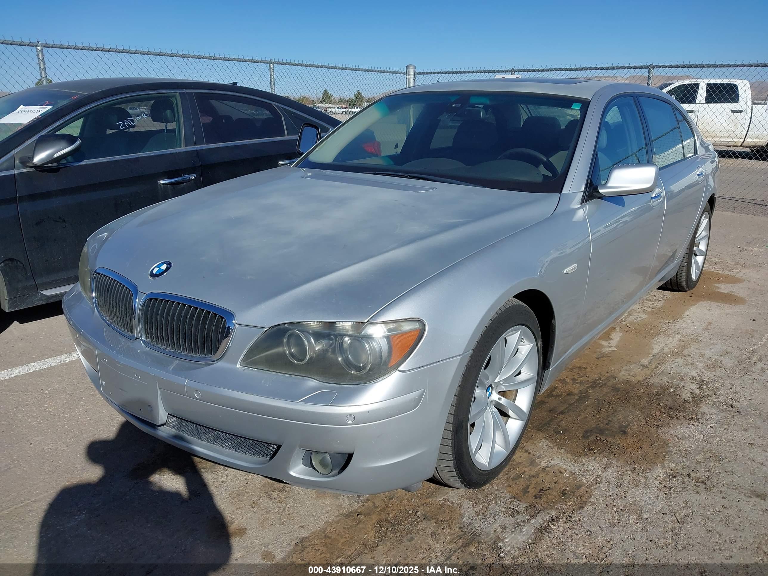 BMW 750LI image 2
