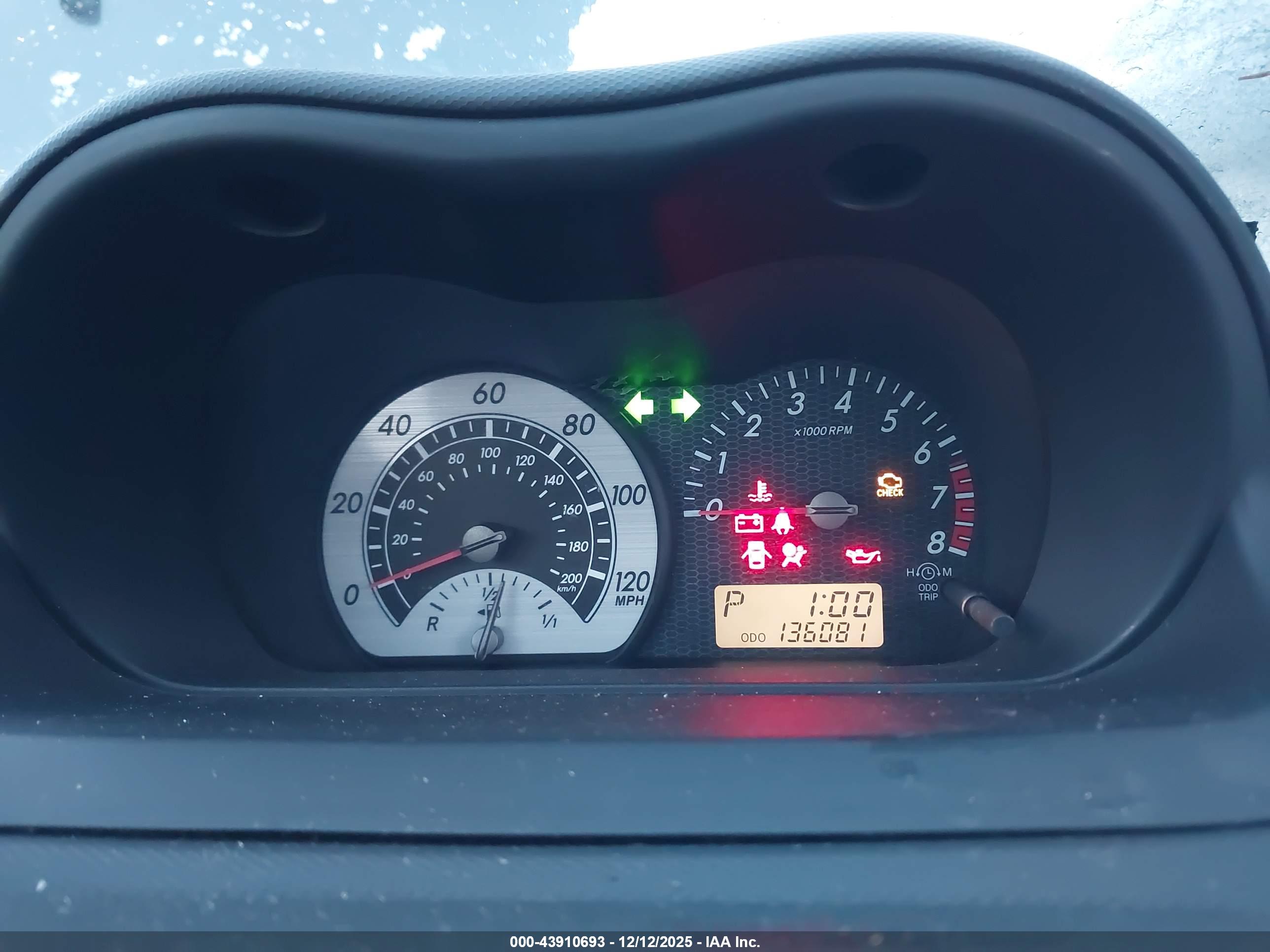 SCION XA image 7