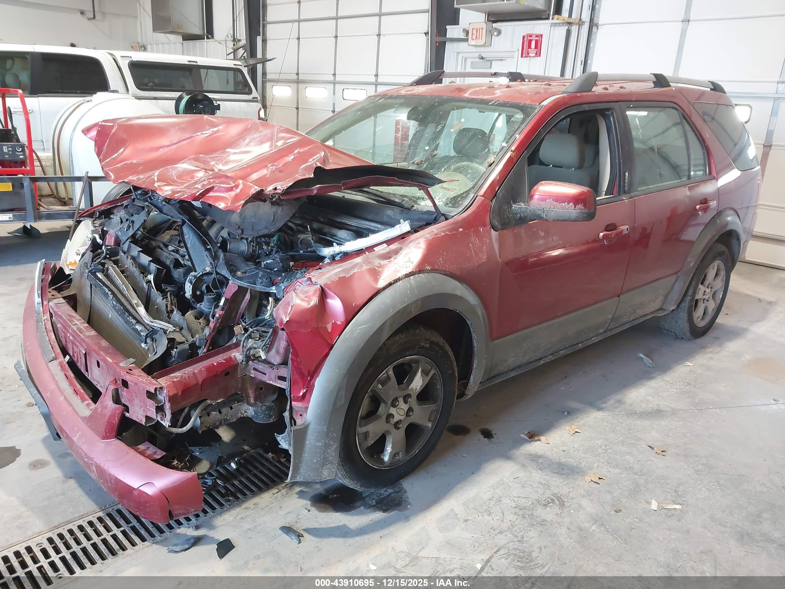 FORD FREESTYLE image 2