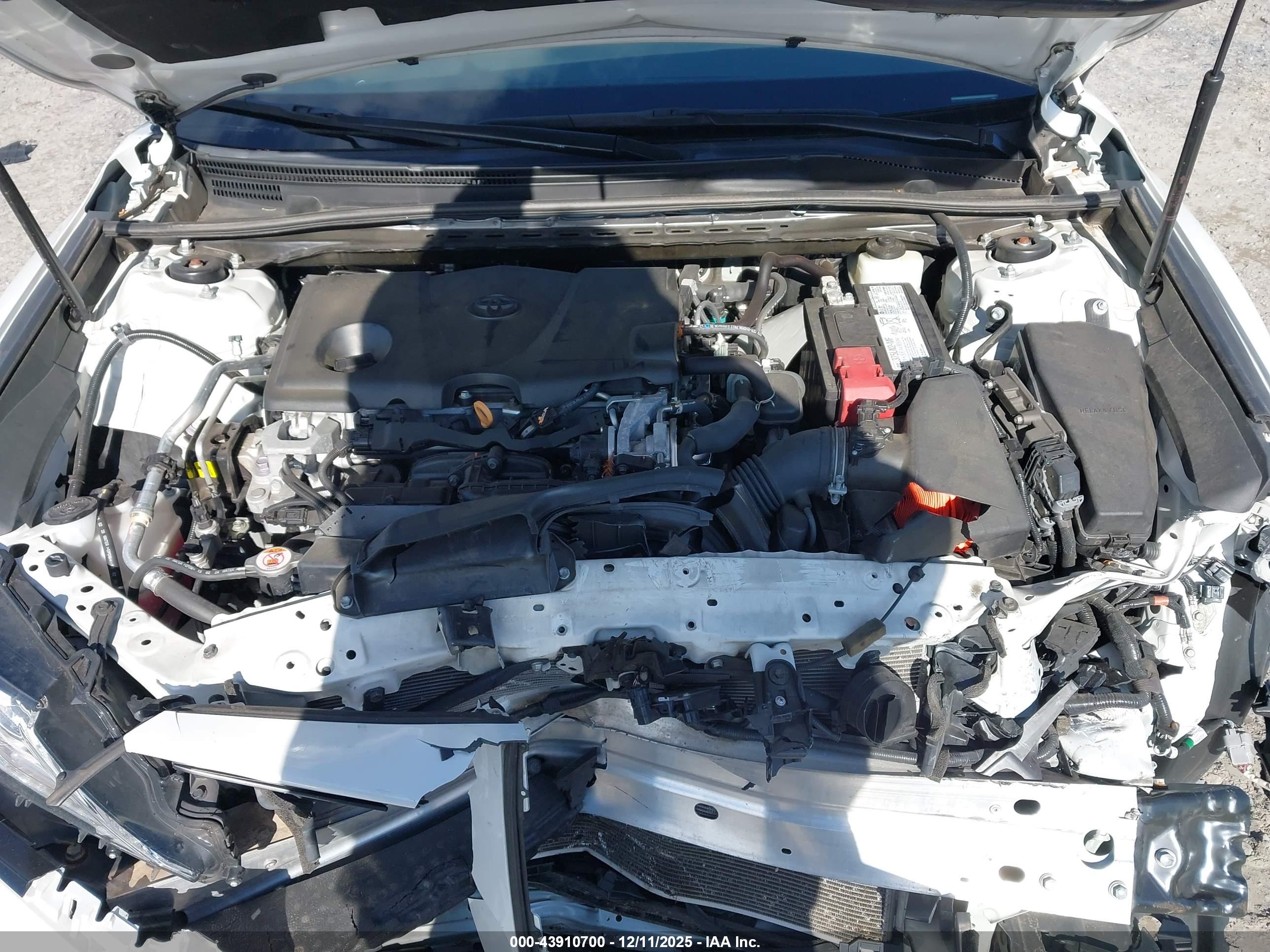 TOYOTA CAMRY image 10