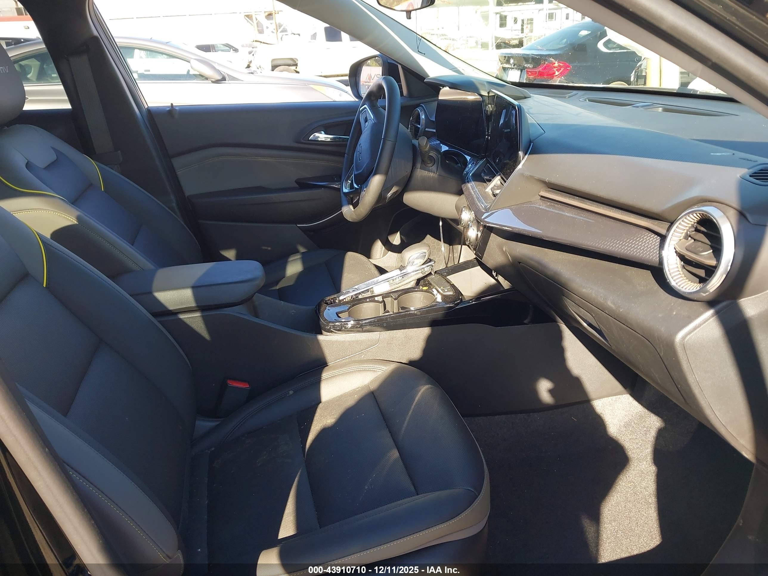 CHEVROLET TRAX image 5