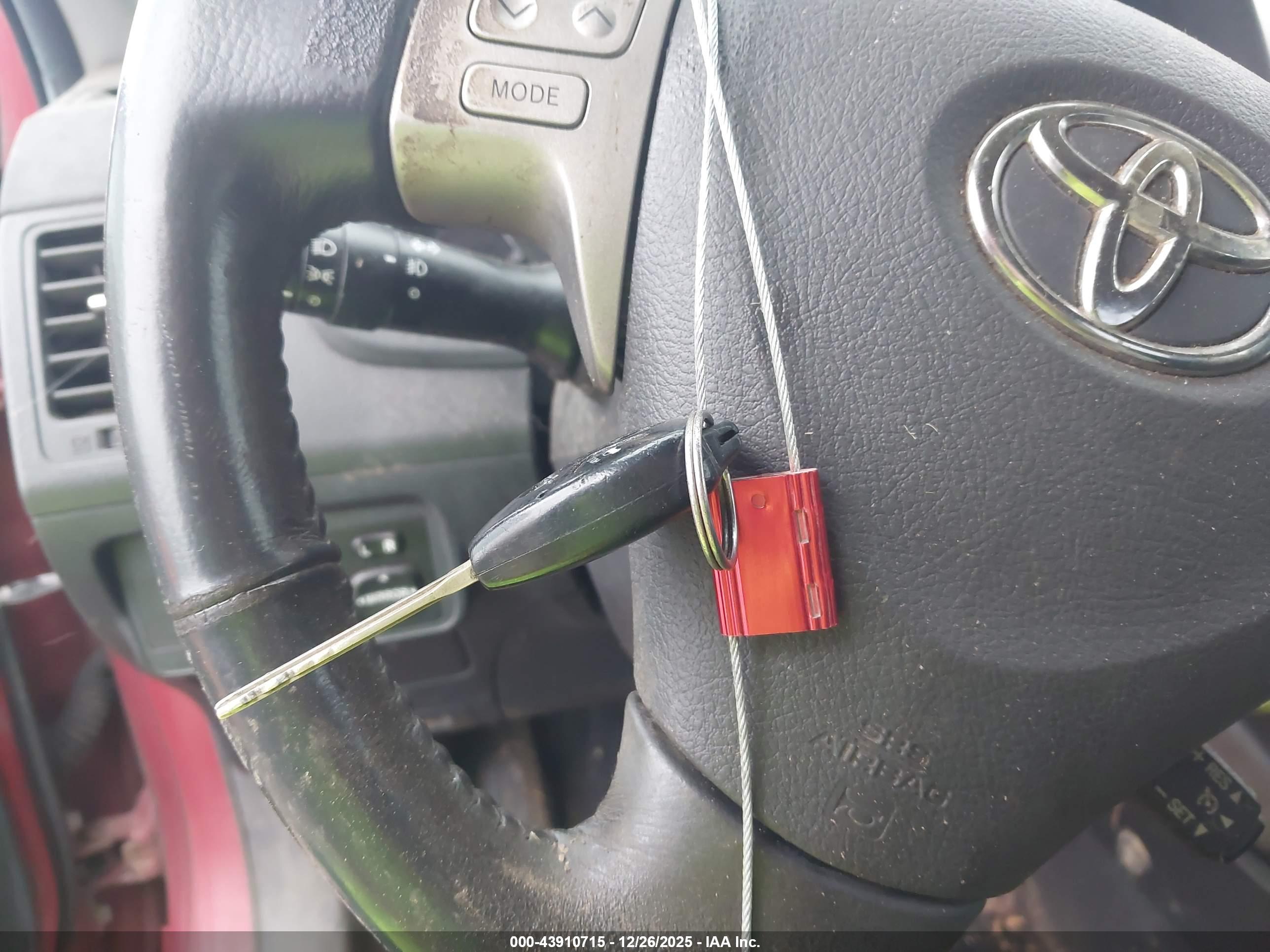 TOYOTA COROLLA image 11