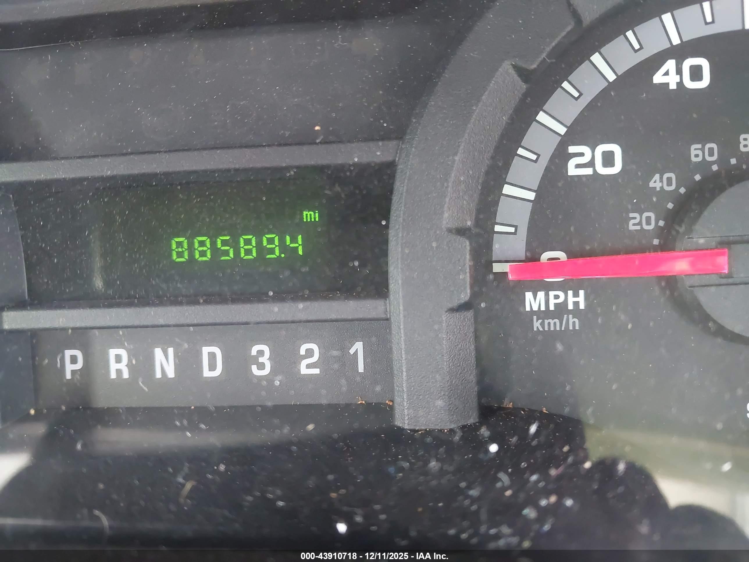 FORD E-350 image 6