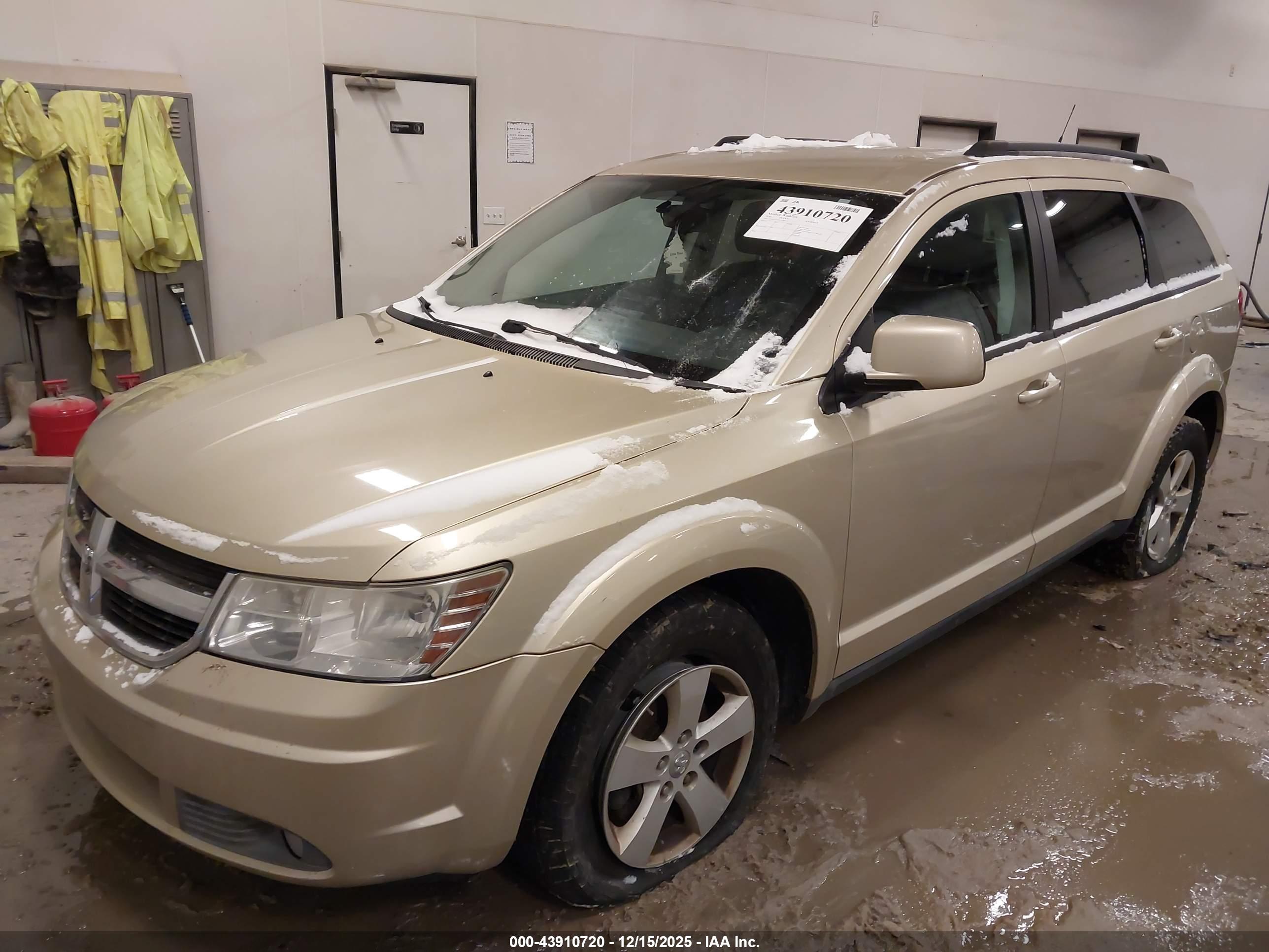 DODGE JOURNEY image 2