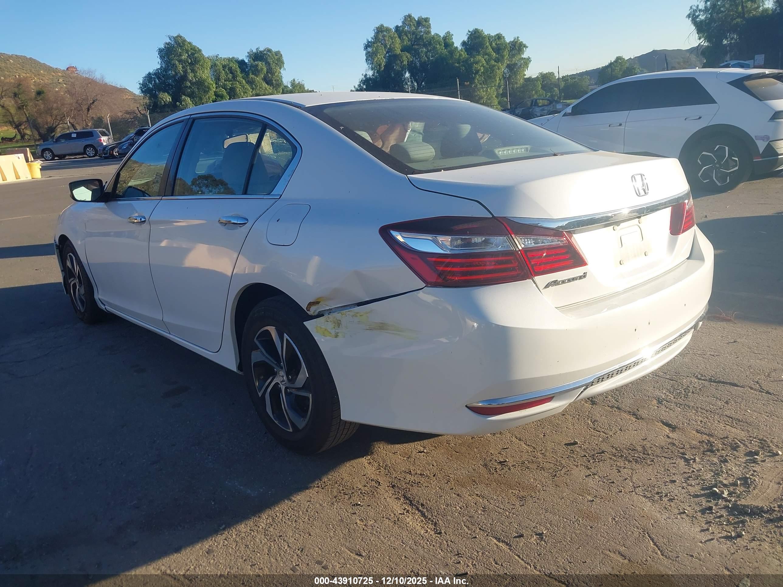 HONDA ACCORD image 3