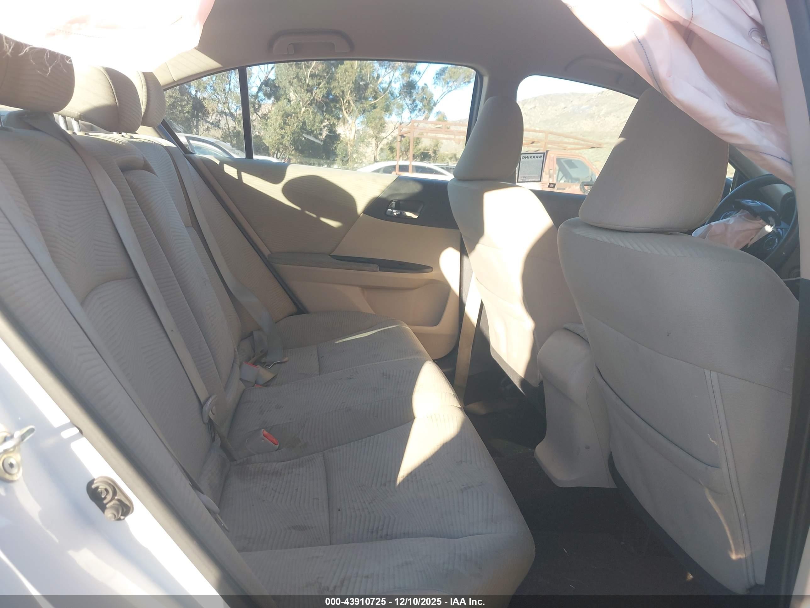 HONDA ACCORD image 8