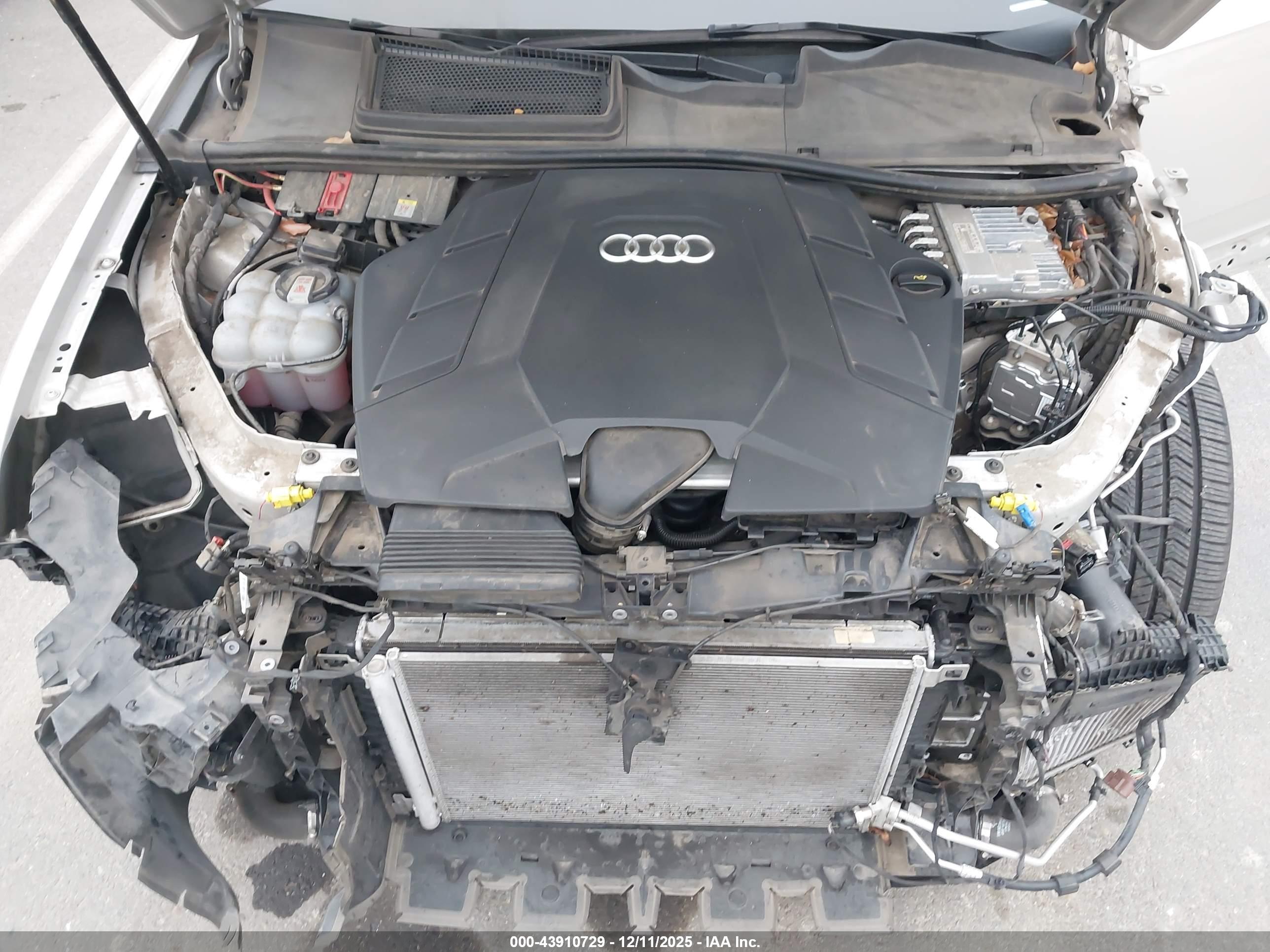 AUDI Q7 image 10