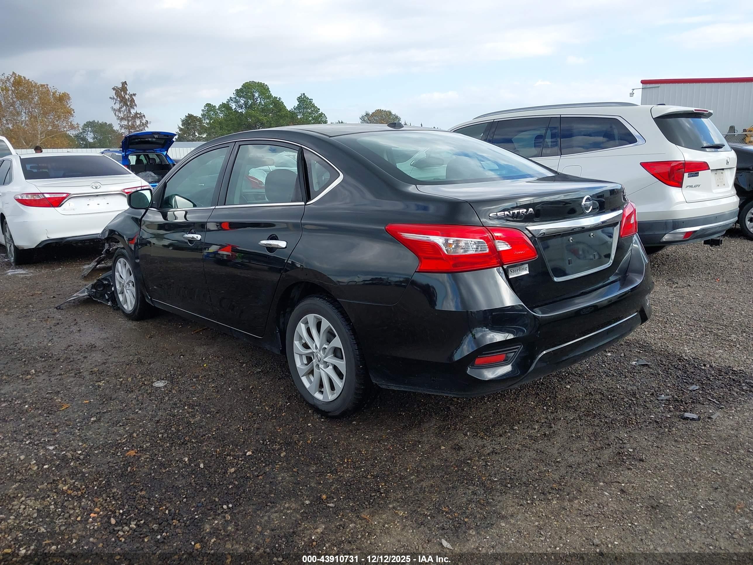 NISSAN SENTRA image 3